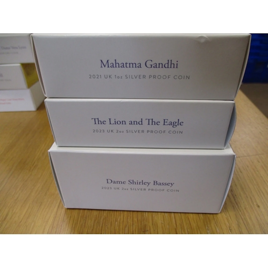 Collection of boxed silver proofs with 2oz £5 2023 'Dame Shi...