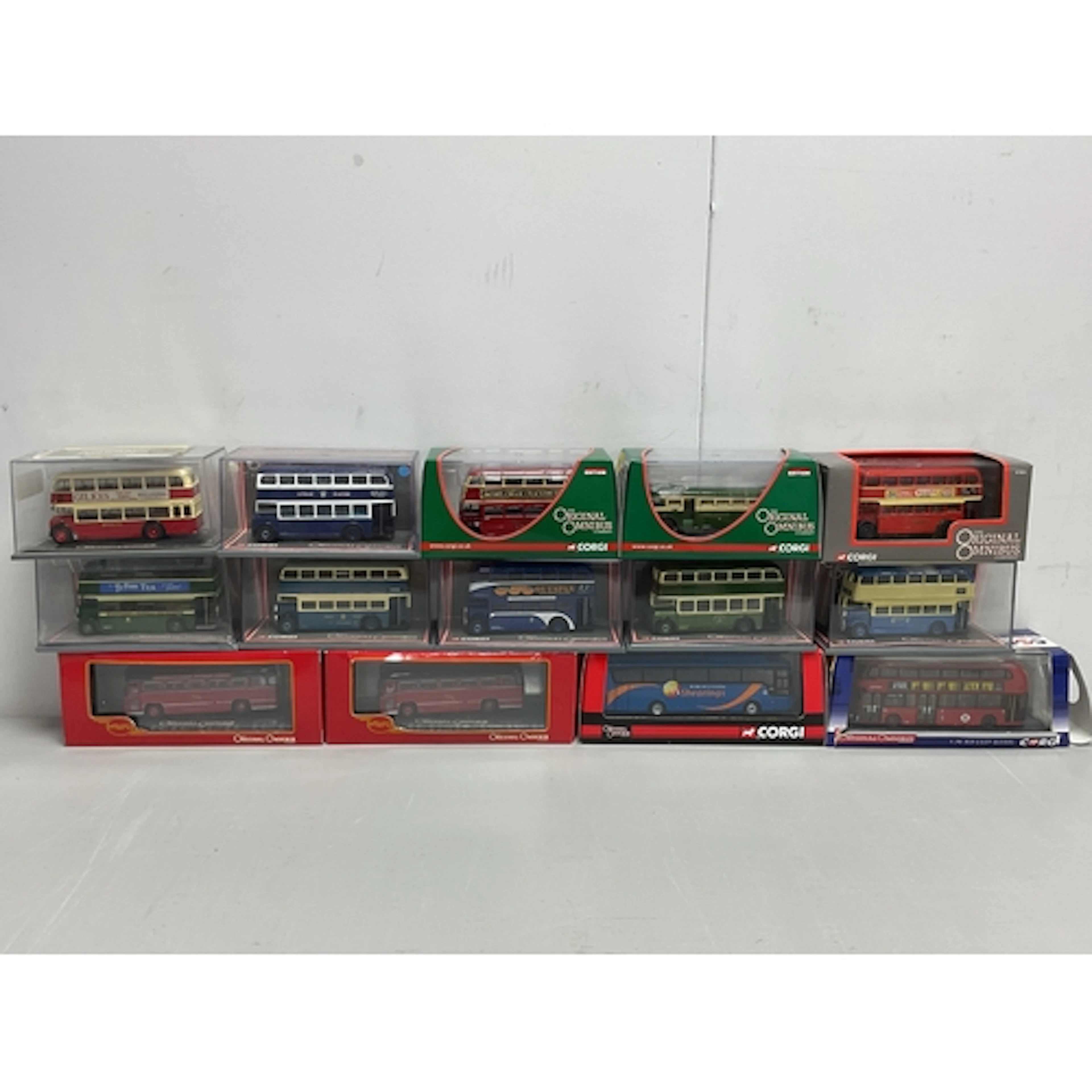 Fourteen Corgi 1:76th scale diecast model buses to include T...