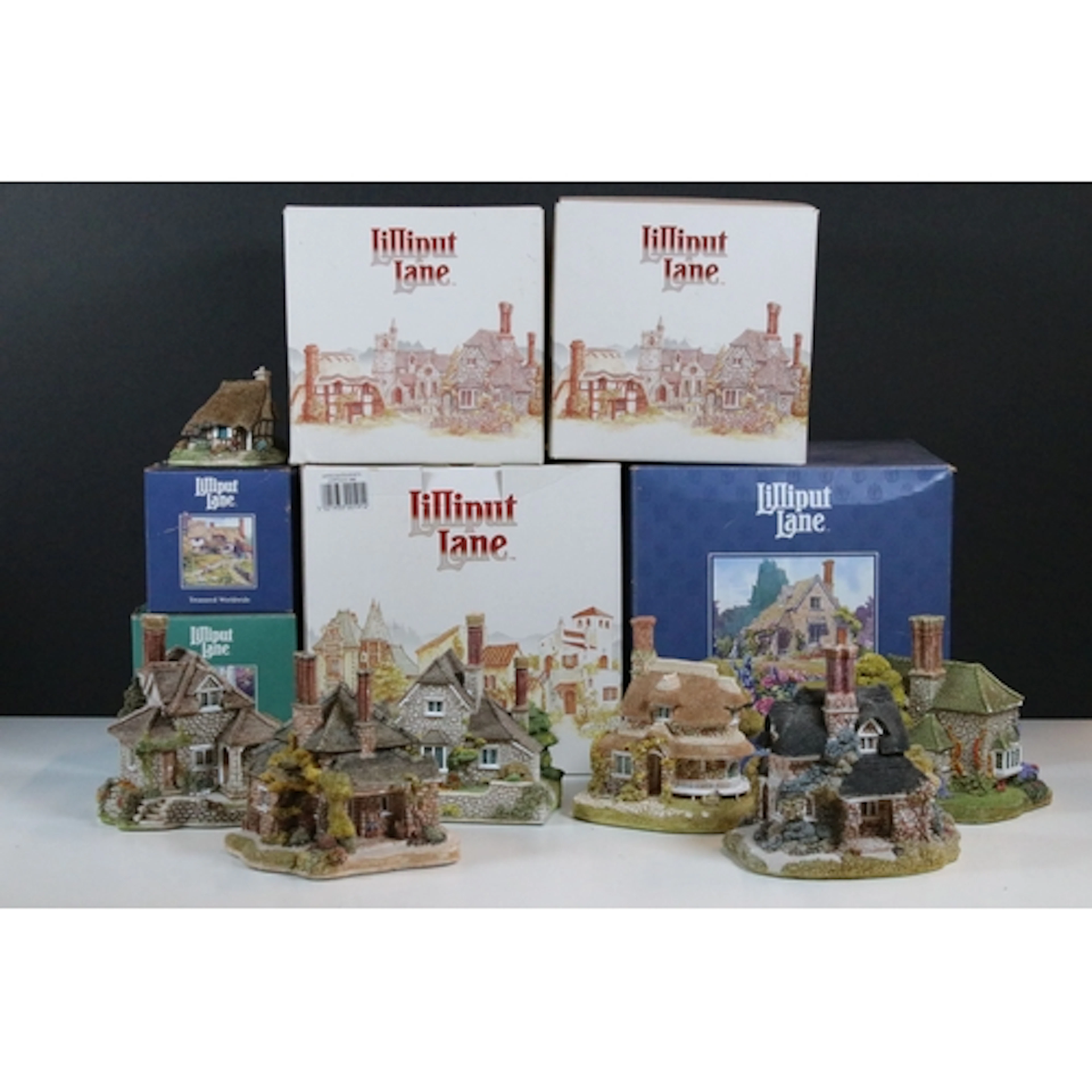 Collection of Lilliput Lane cottages, to comprise Anne Hatha...