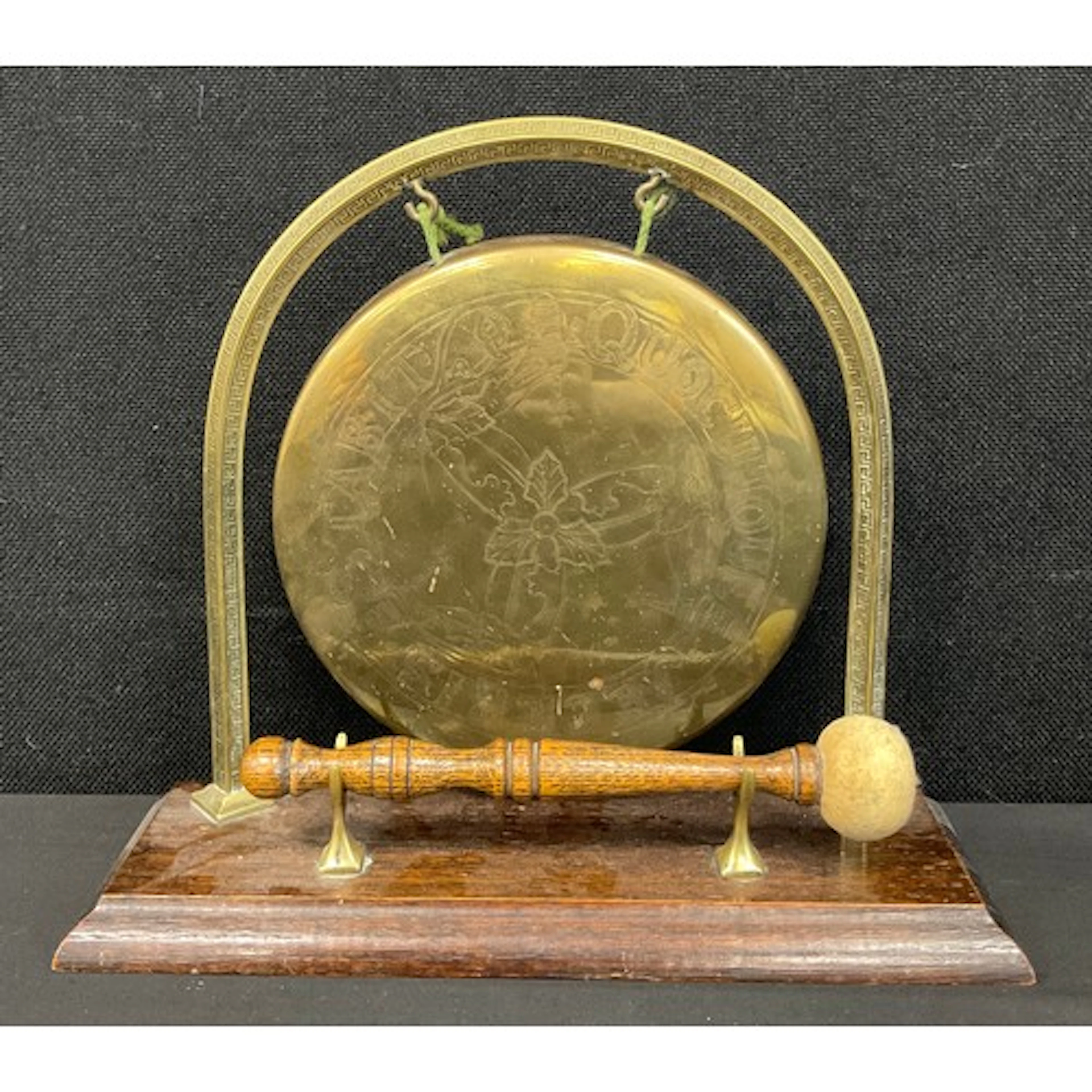 Isle of Man interest - a brass dinner gong, chased with Isle...