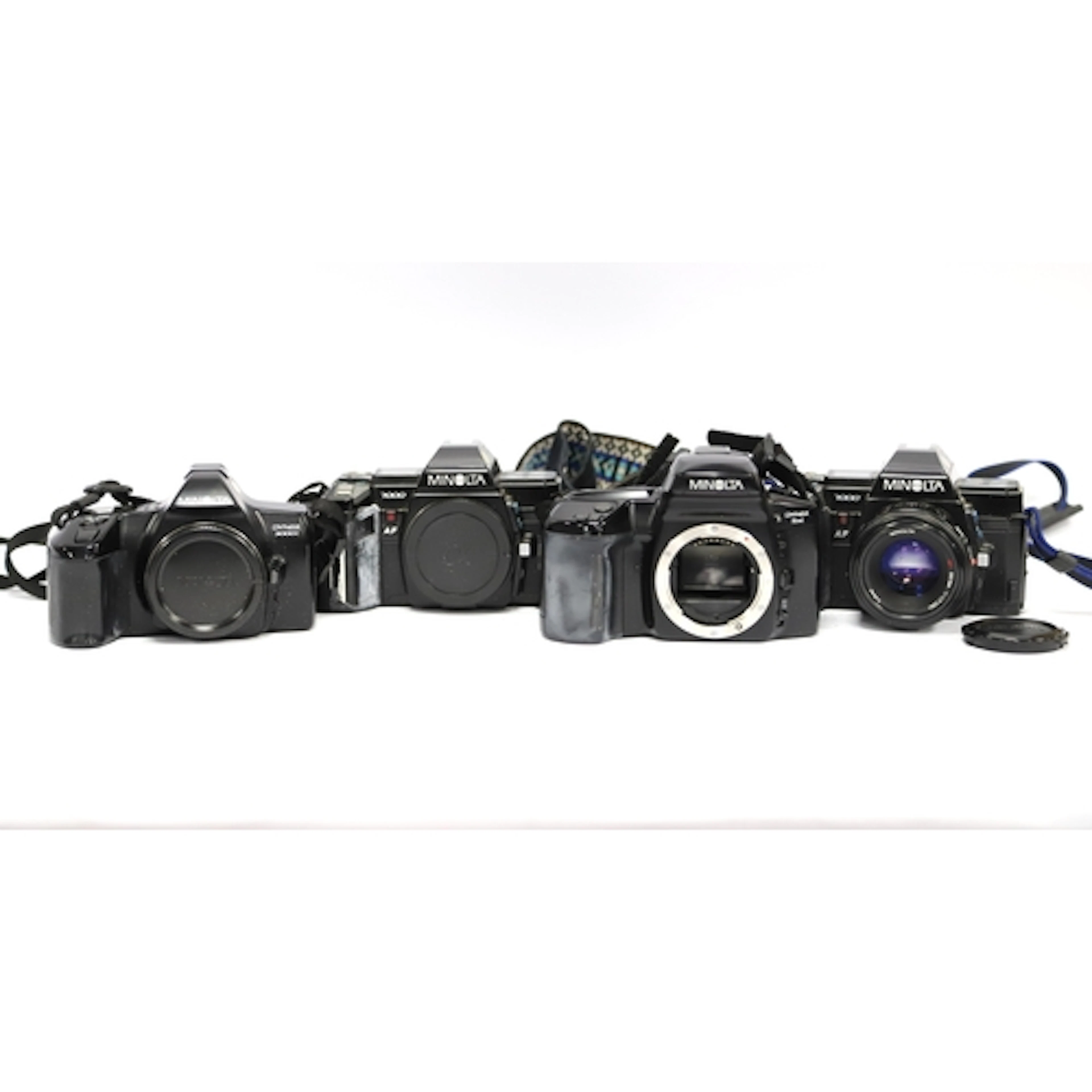 Minolta 35mm SLR Film Cameras to include Minolta 7000 with a...