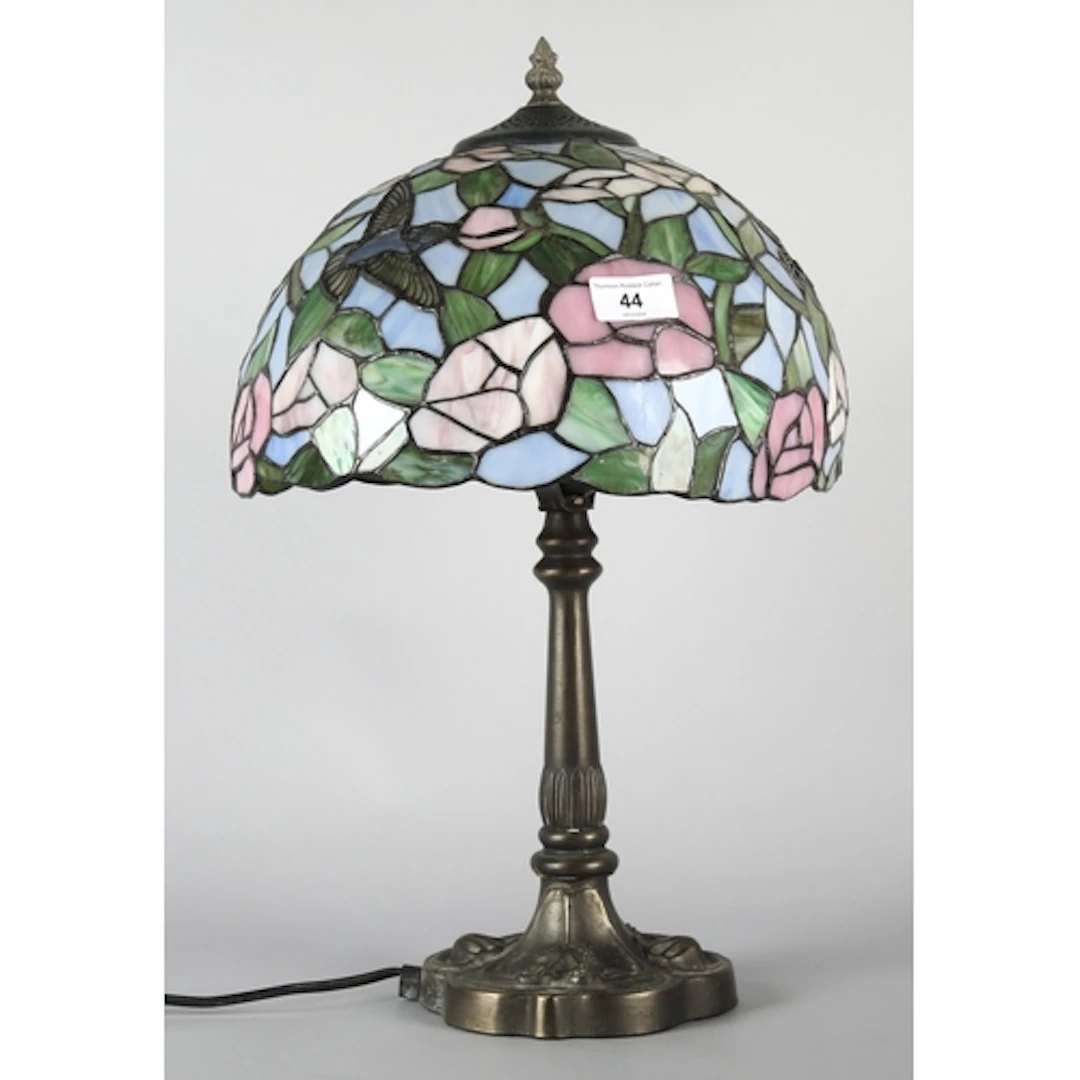Tiffany style Hummingbird lamp, approx 49cm H.
