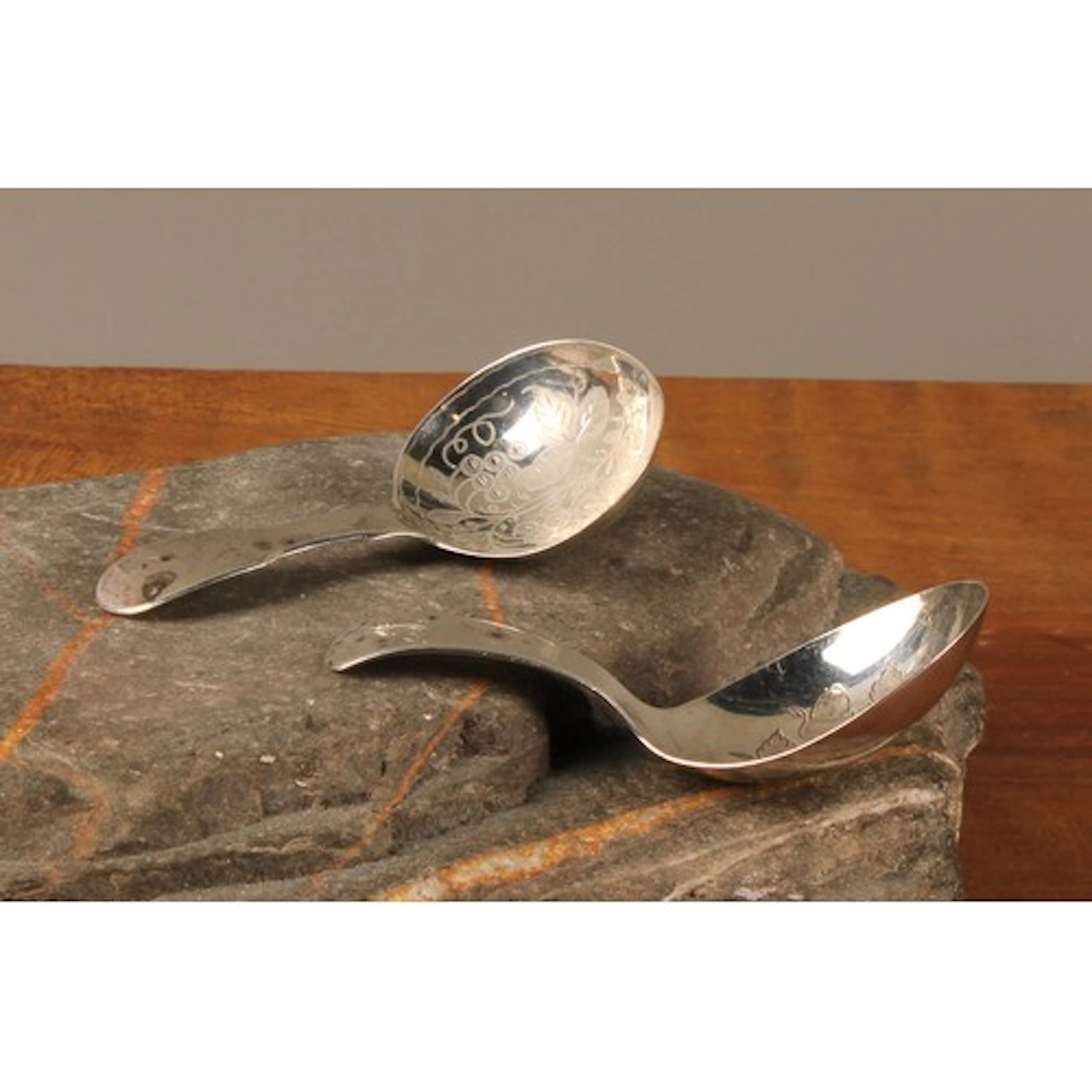 A William IV silver caddy spoon, oval bowl, wrigglework engr...