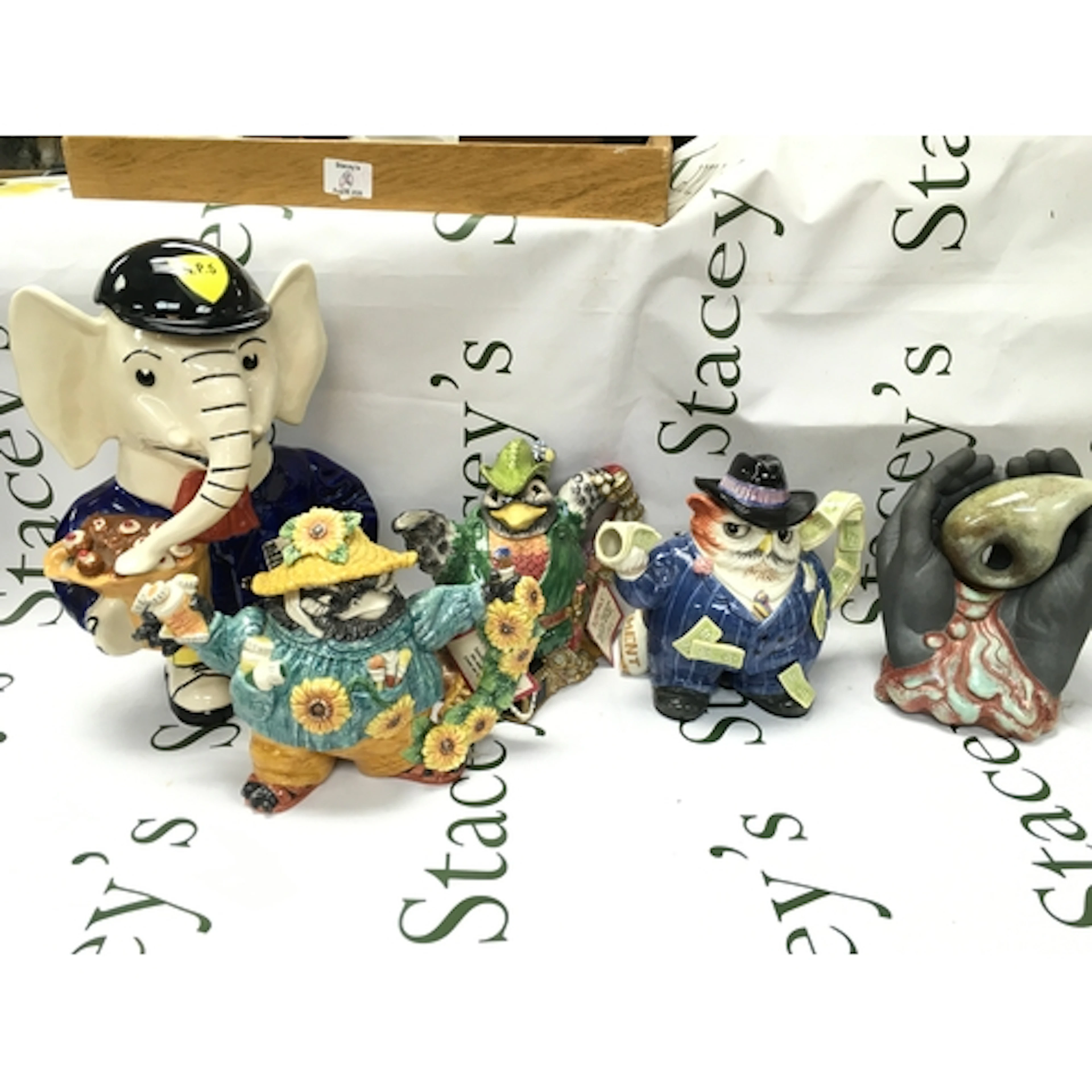 Four ceramic tea pots Fitz and Floyd Robin Hood, Owl Capone,...