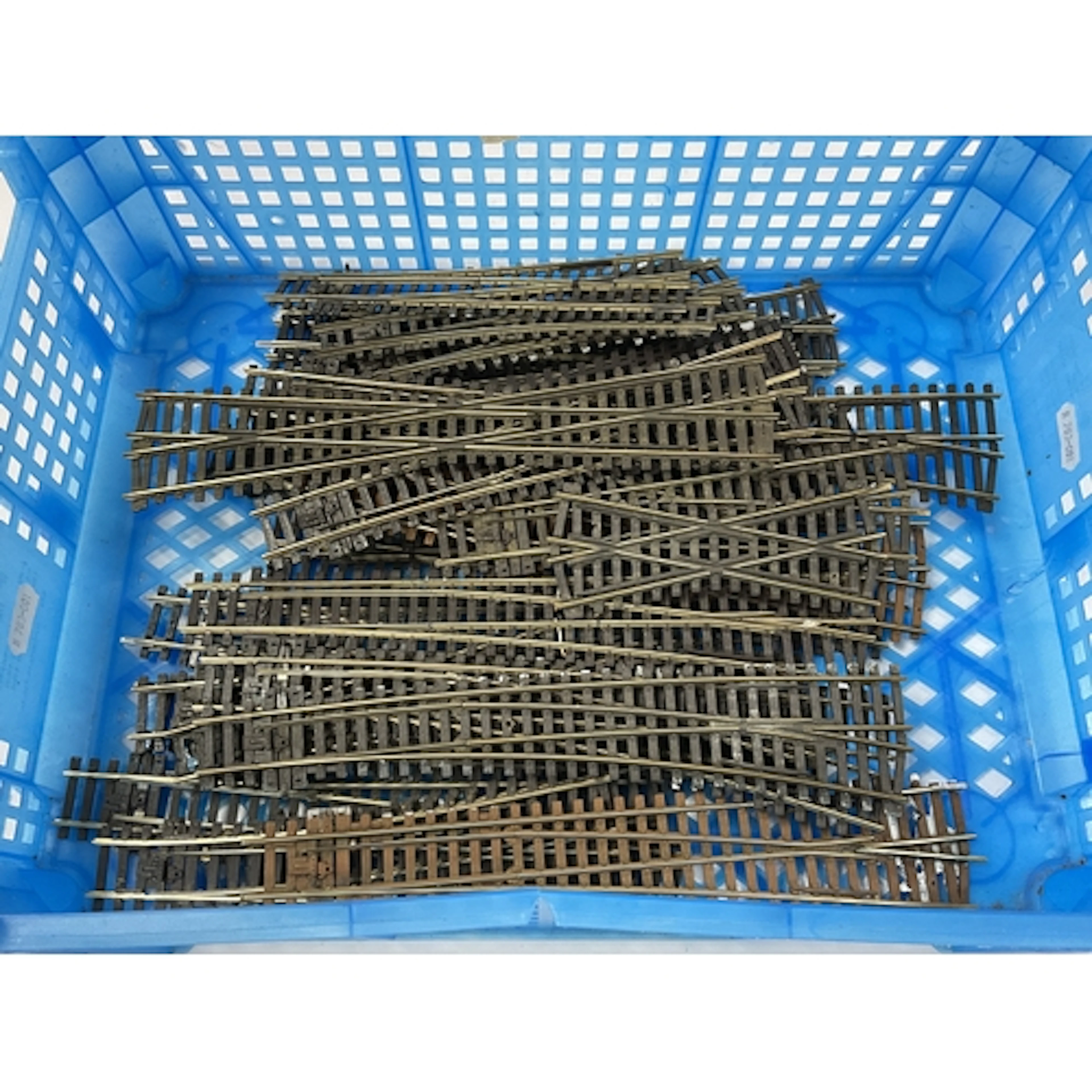 Thirty OO gauge points predominantly by Peco, including two ...