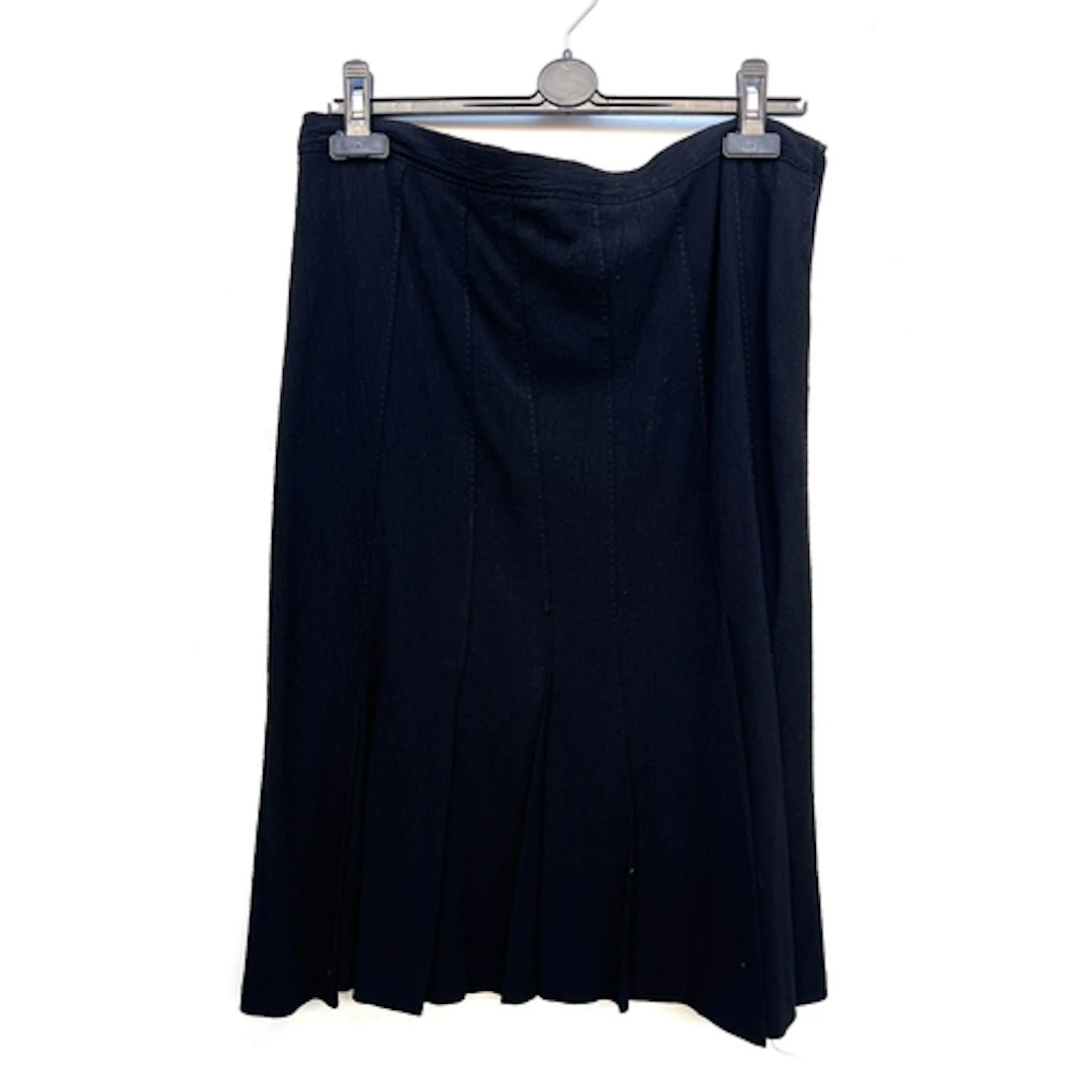 A Moschino black wool blend pleated skirt, size 14