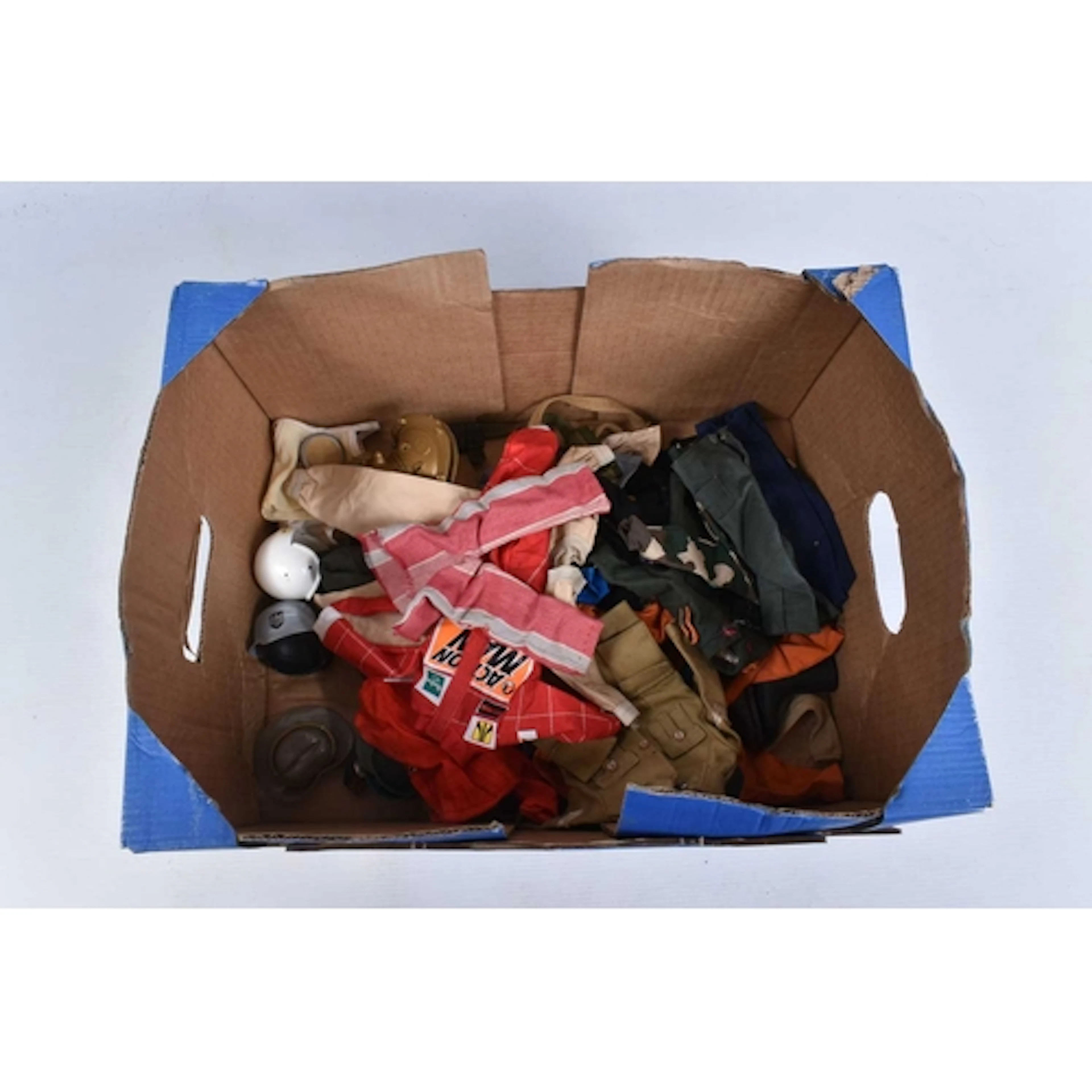 A QUANTITY OF UNBOXED PALITOY ACTION MAN FIGURES, UNIFORMS A...