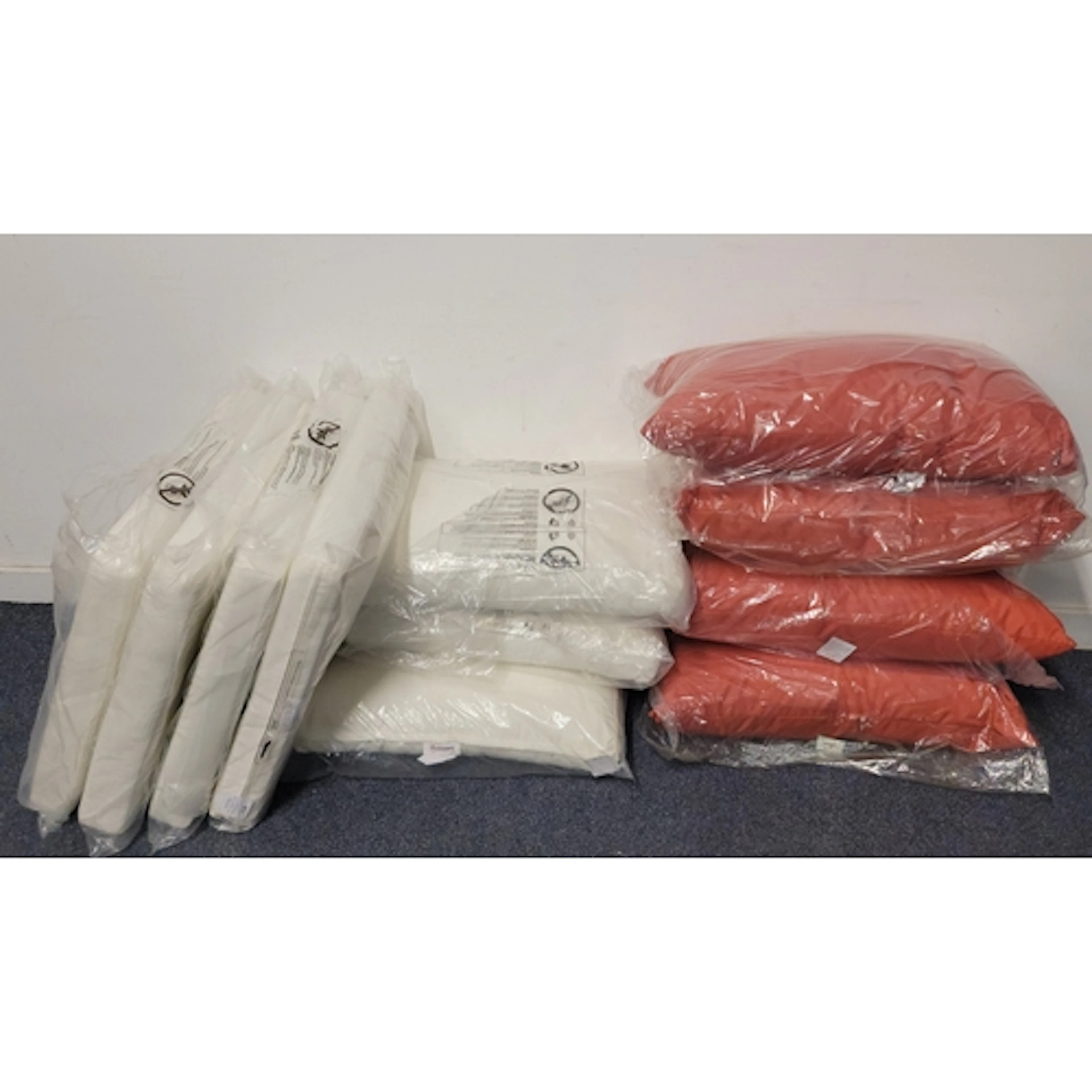 SELECTION OF NEW AND UNUSED GARDEN FURNITURE CUSHIONS compri...