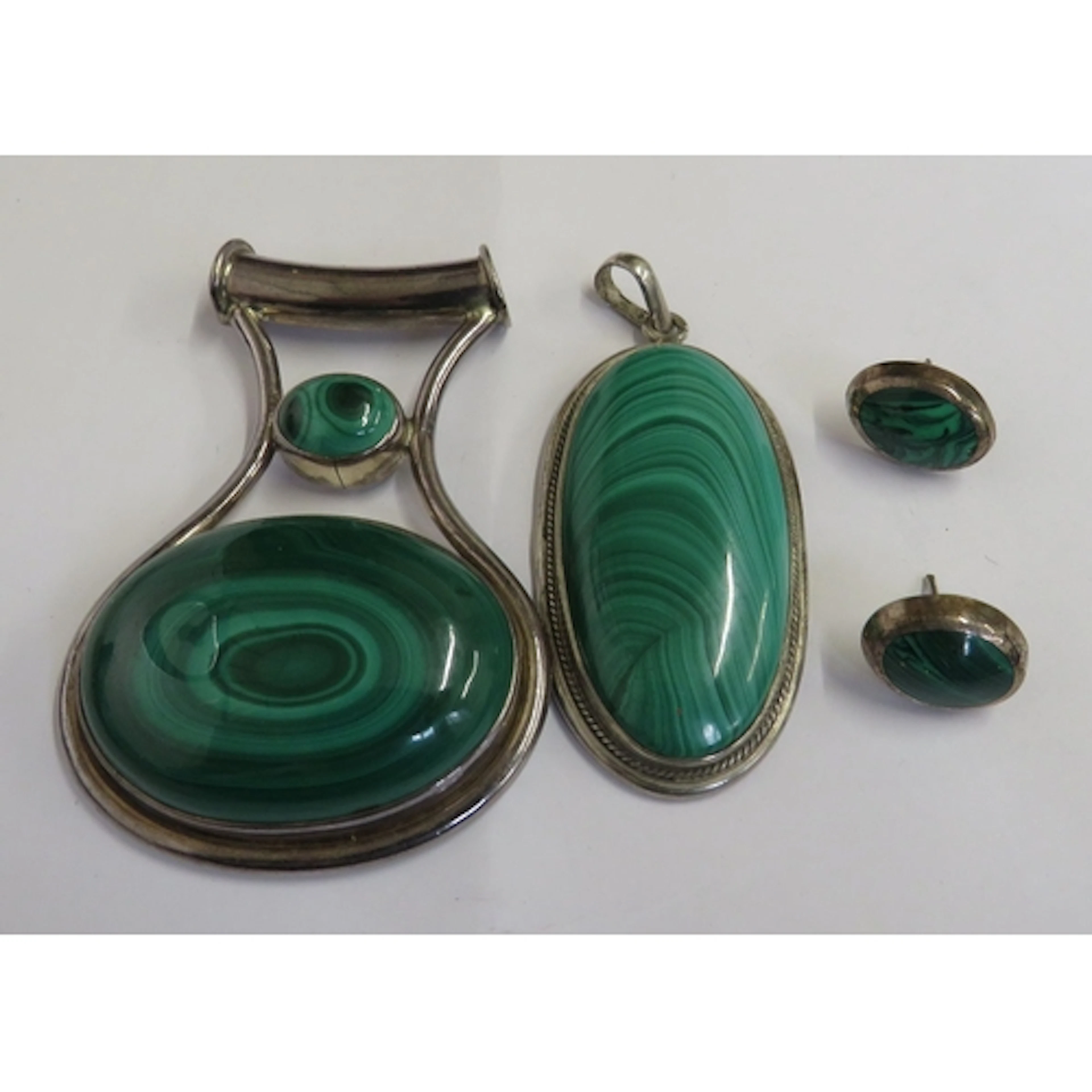 Pair 925 Silver Stud Earrings with green malachite oval cabo...