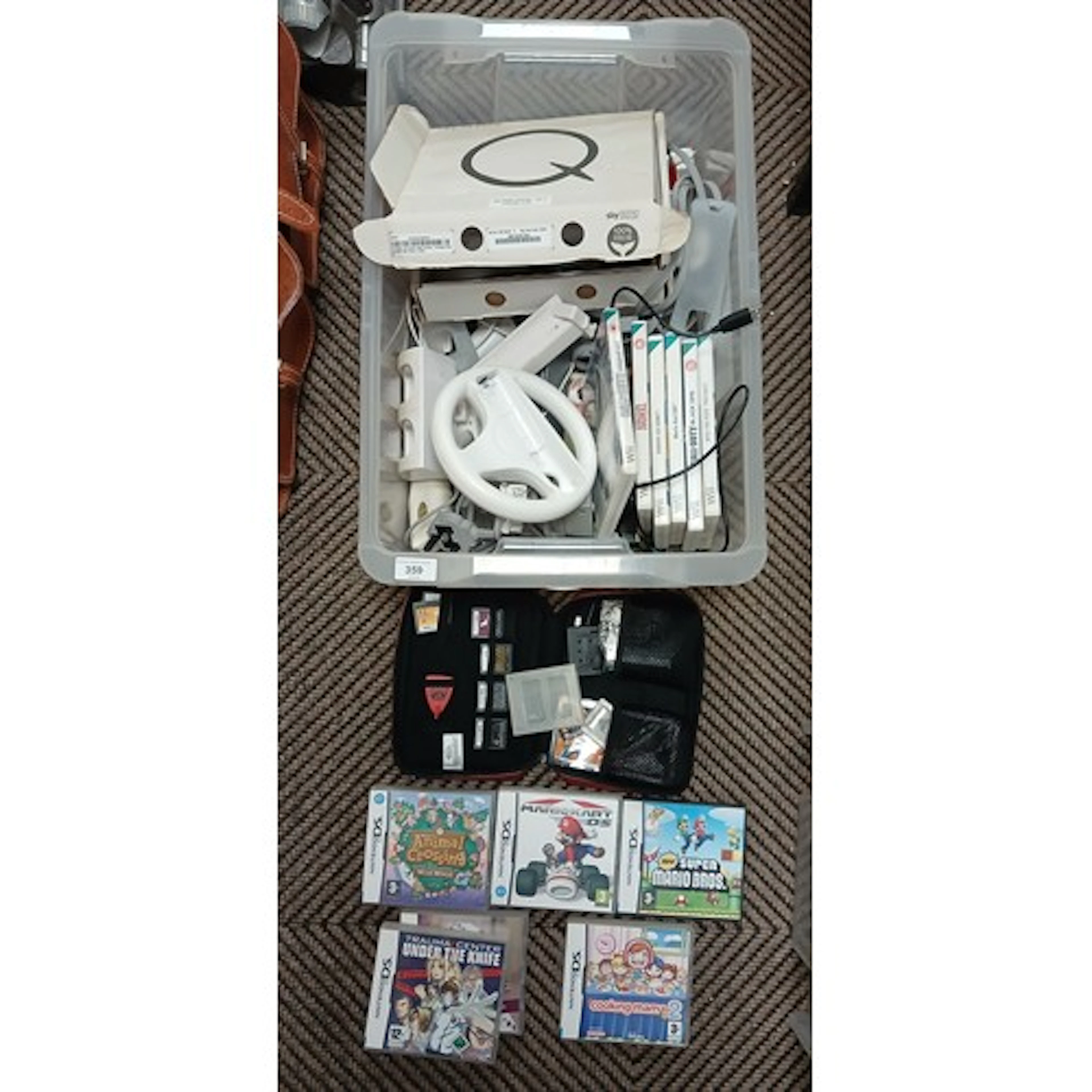 Wii various games, accessories and also Nintendo DS games