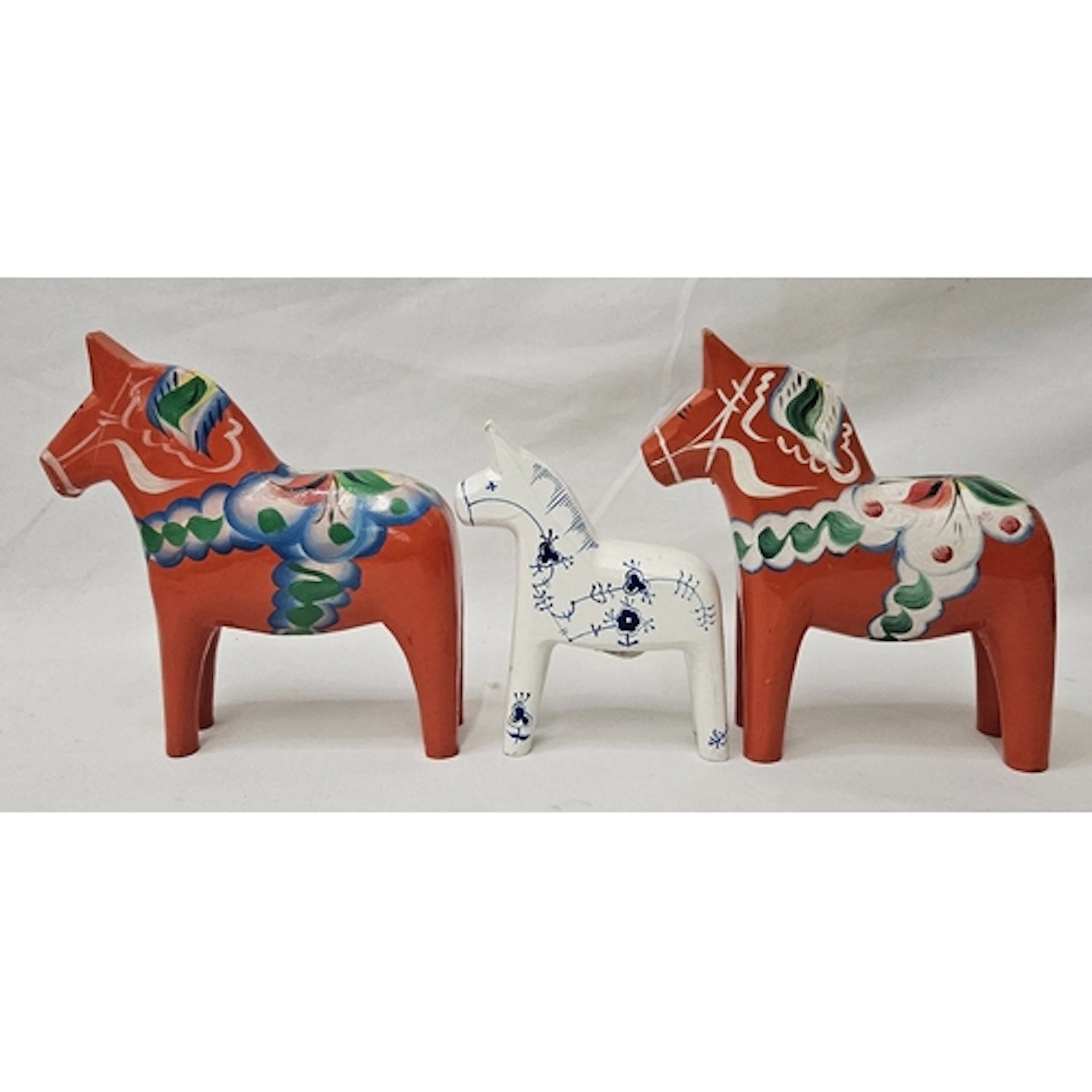 3 Scandinavian Handpainted Wooden Folk Art Dala Horse Figuri...