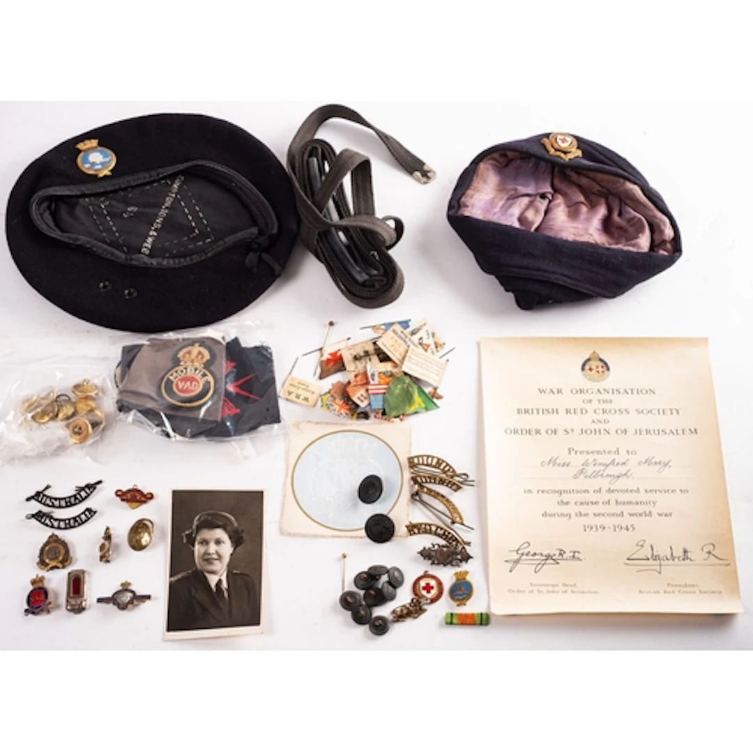 A collection of WWII period militaria relating to the Royal ...