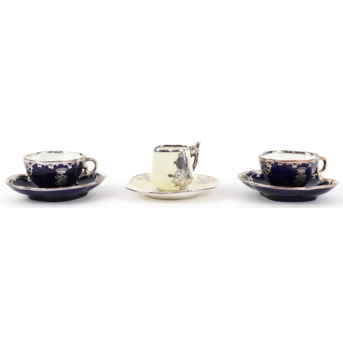 Late 19th/early 20th century porcelain teacups and saucers w...