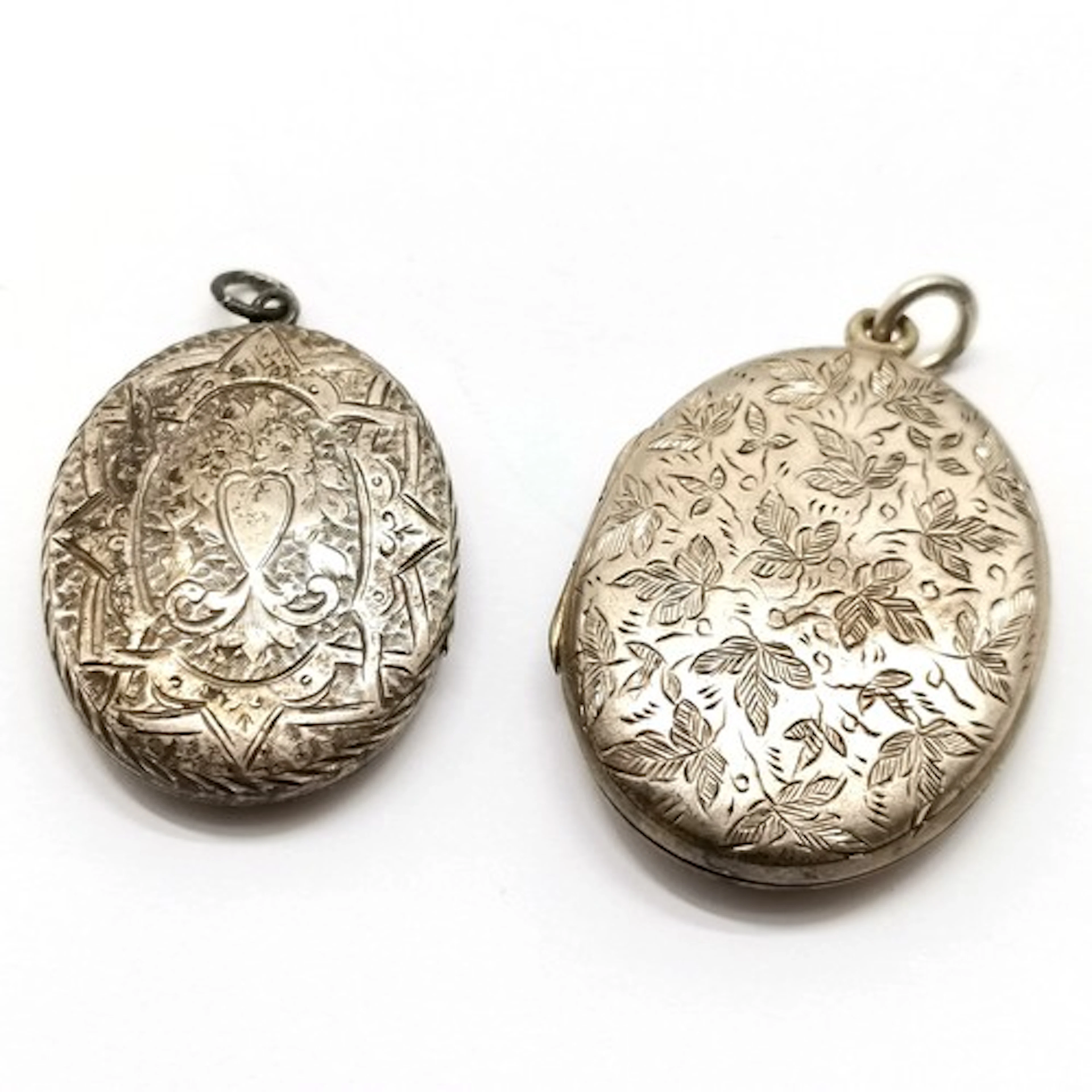 2 x antique unmarked silver locket pendants - largest 4cm dr...