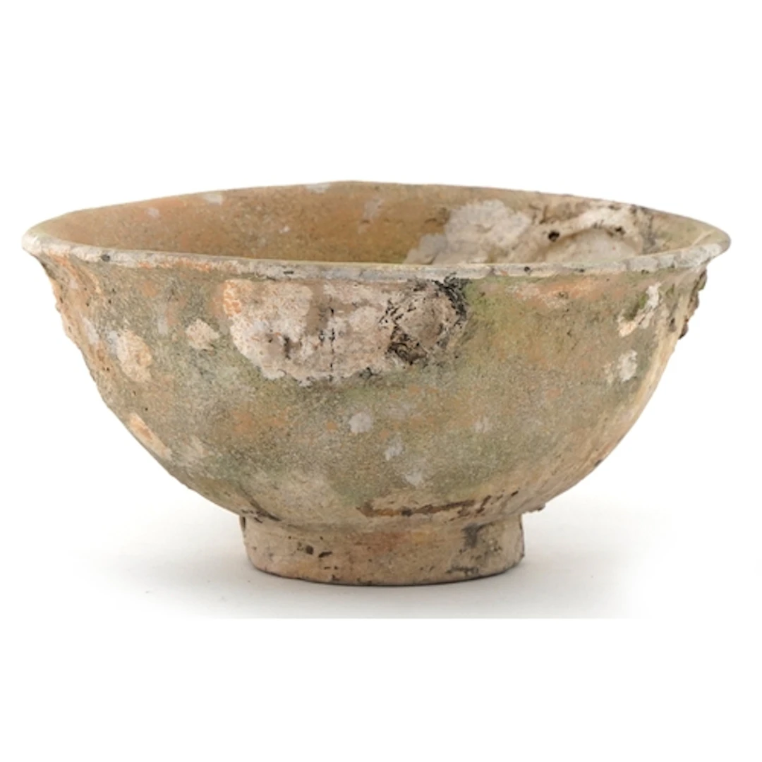 Antique Chinese/Annamese stoneware shipwreck bowl with foote...