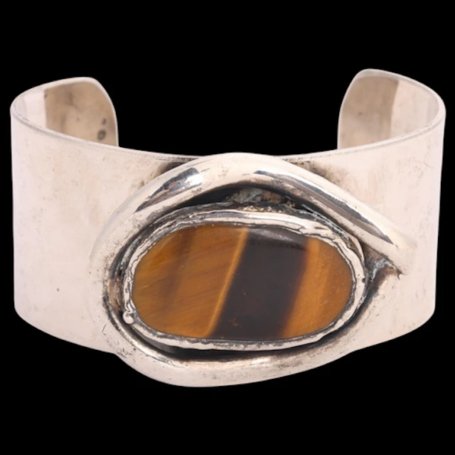 WALTER ARNESEN - a large Danish modernist silver plated tige...