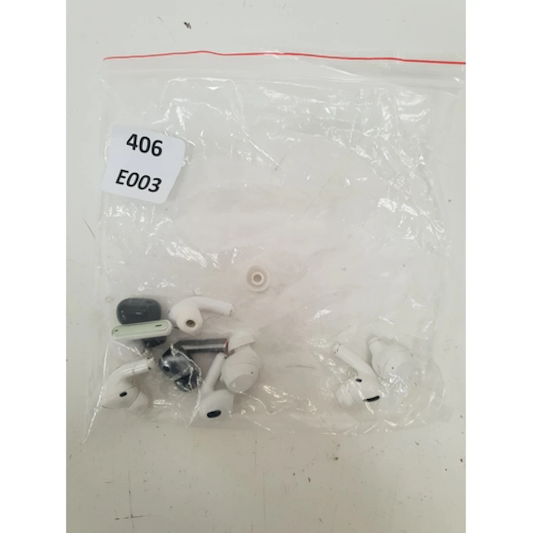 ONE BAG OF NINE SINGLE EARBUDS including Apple