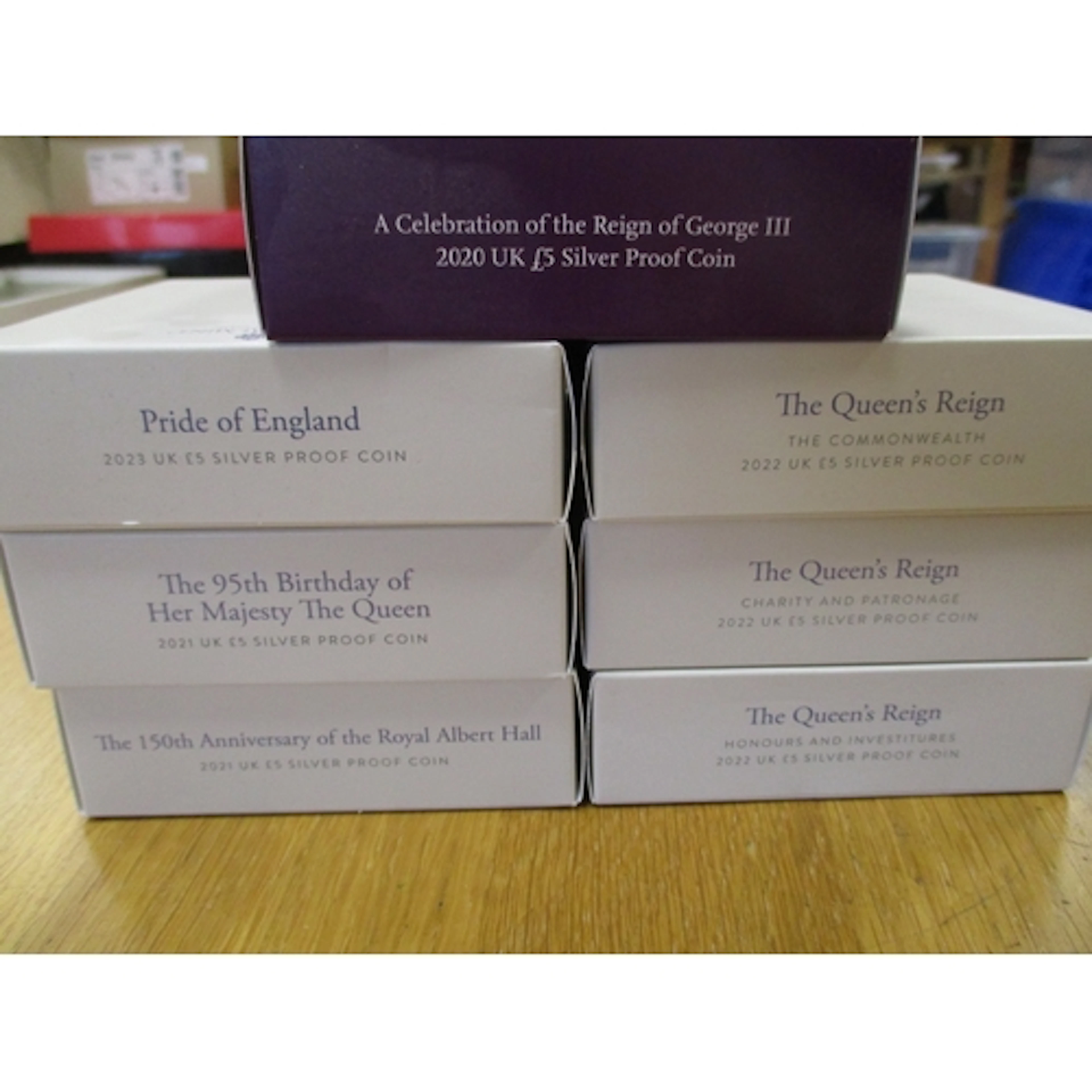Collection of boxed £5 silver proofs with 2020, 2021 (2), 20...