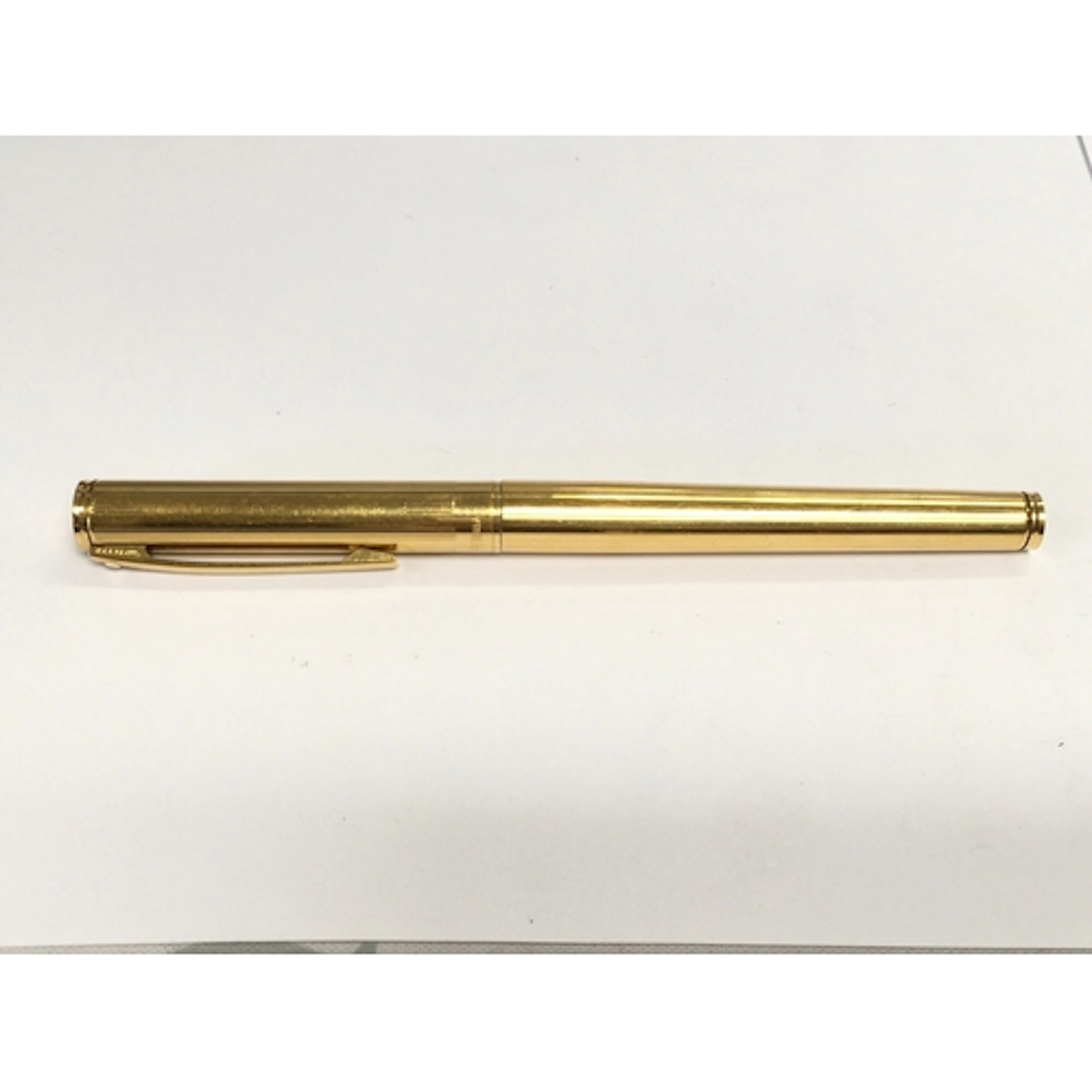 A Sheaffer fountain pen. NO RESERVE