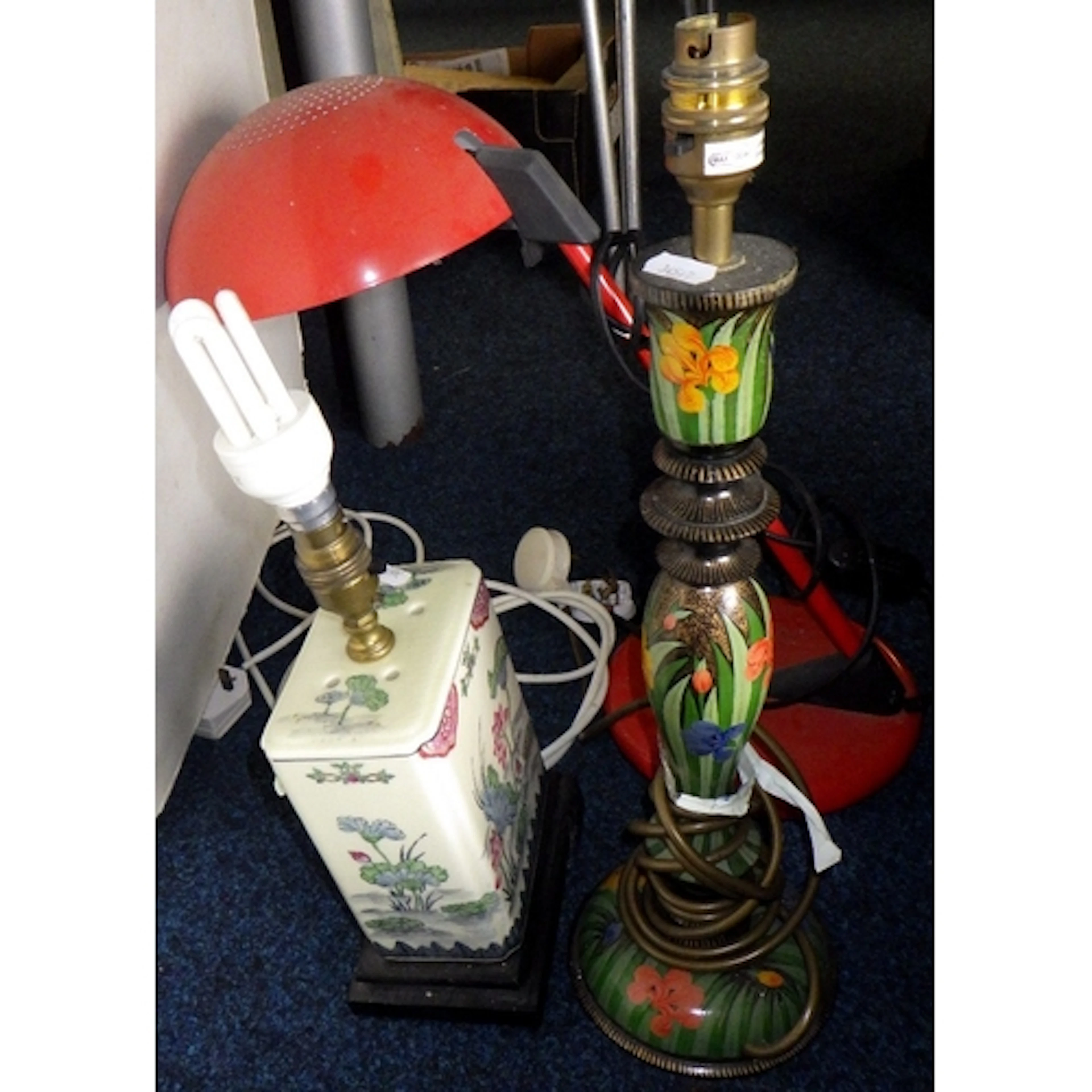 A qty of misc ceramics & collectables to inc table lamps, ti...