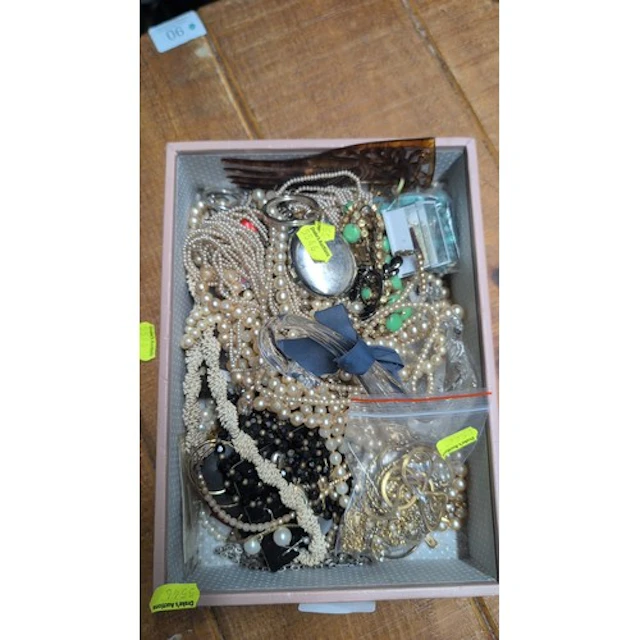 A quantity of costume jewellery including faux-pearl and bea...