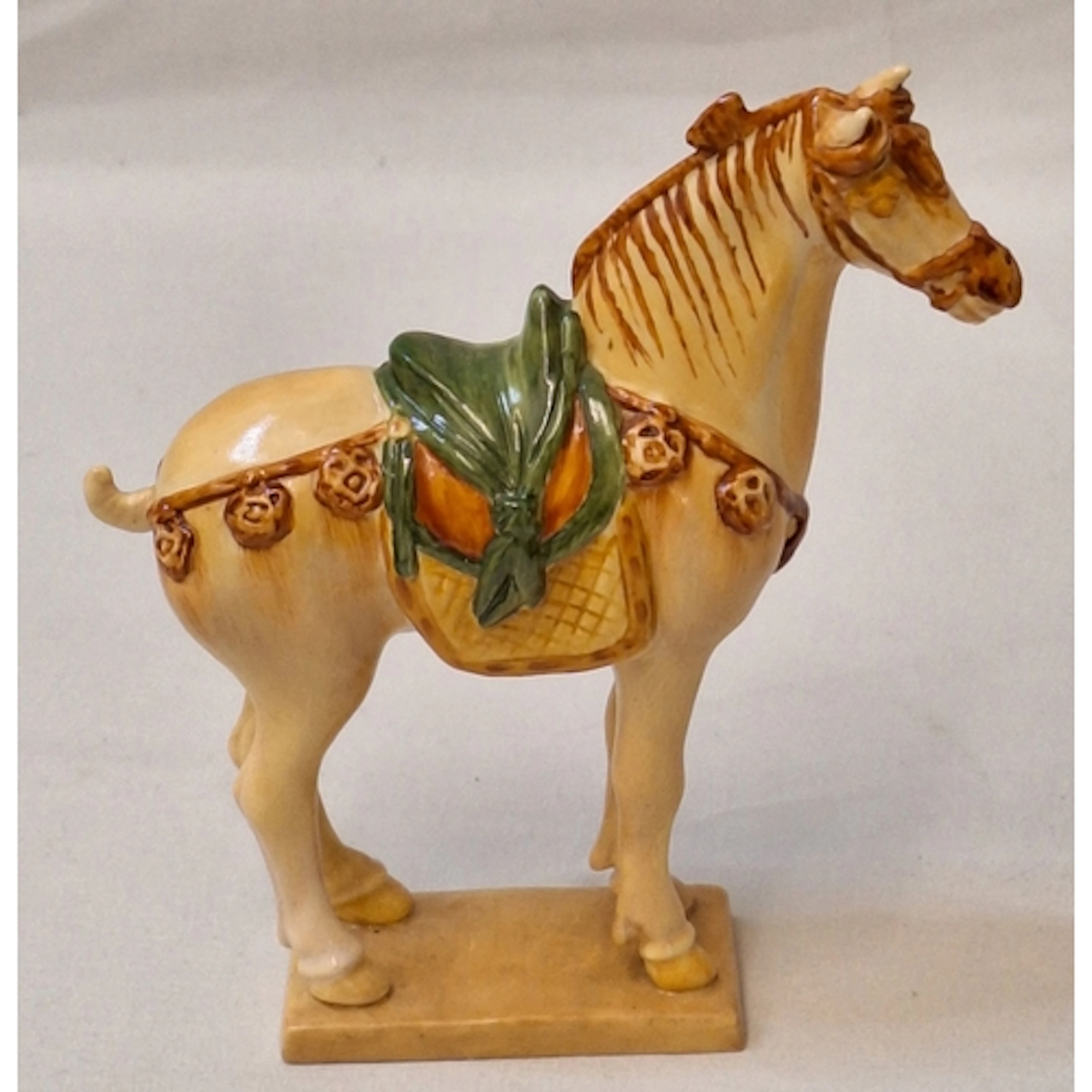 Halcyon Days Porcelain Figurine Chinese Tang Dynasty Horse l...