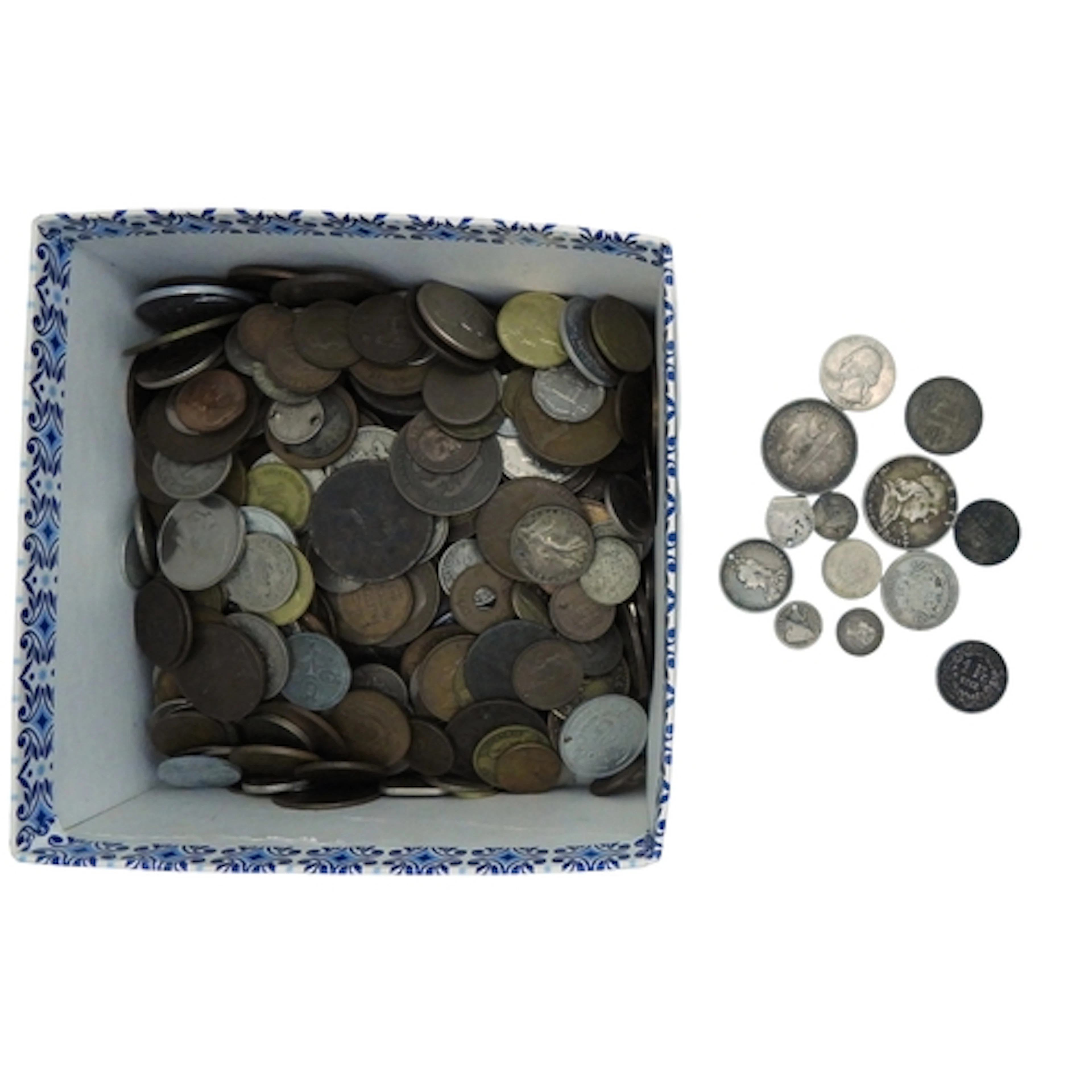 WORLDWIDE COINS to include a United States "Columbian"...