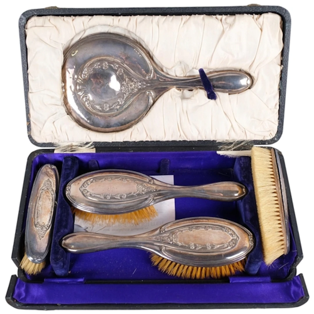An Art Nouveau George V silver 5-piece dressing table set, W...