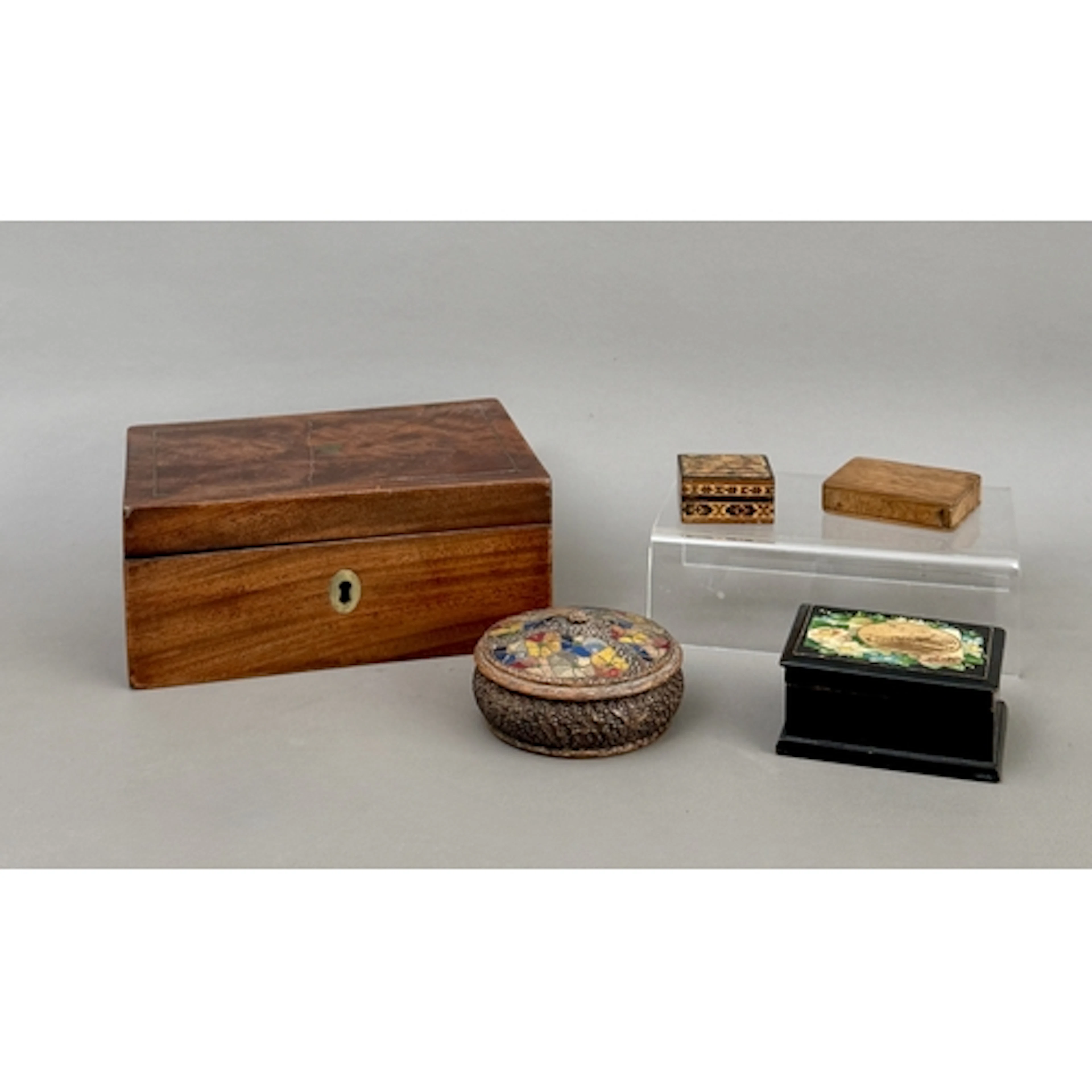 Five antique and vintage boxes - comprising a 19th century T...