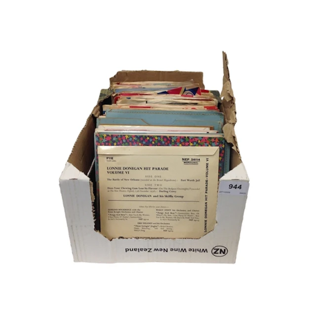 A collection of 7'' single 45rpm records mainly from the 196...
