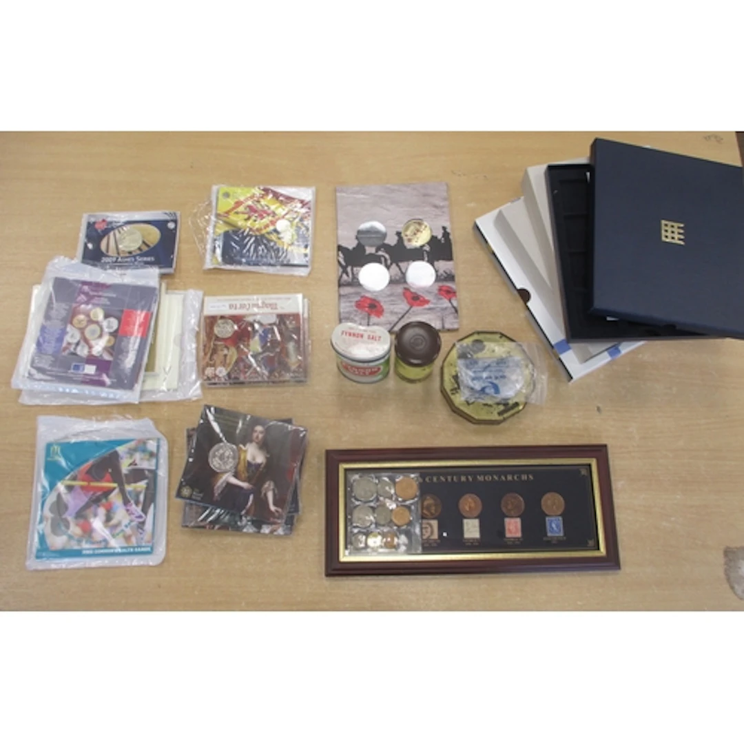 Collection of uncirculated issues includes a range of £5, £2...