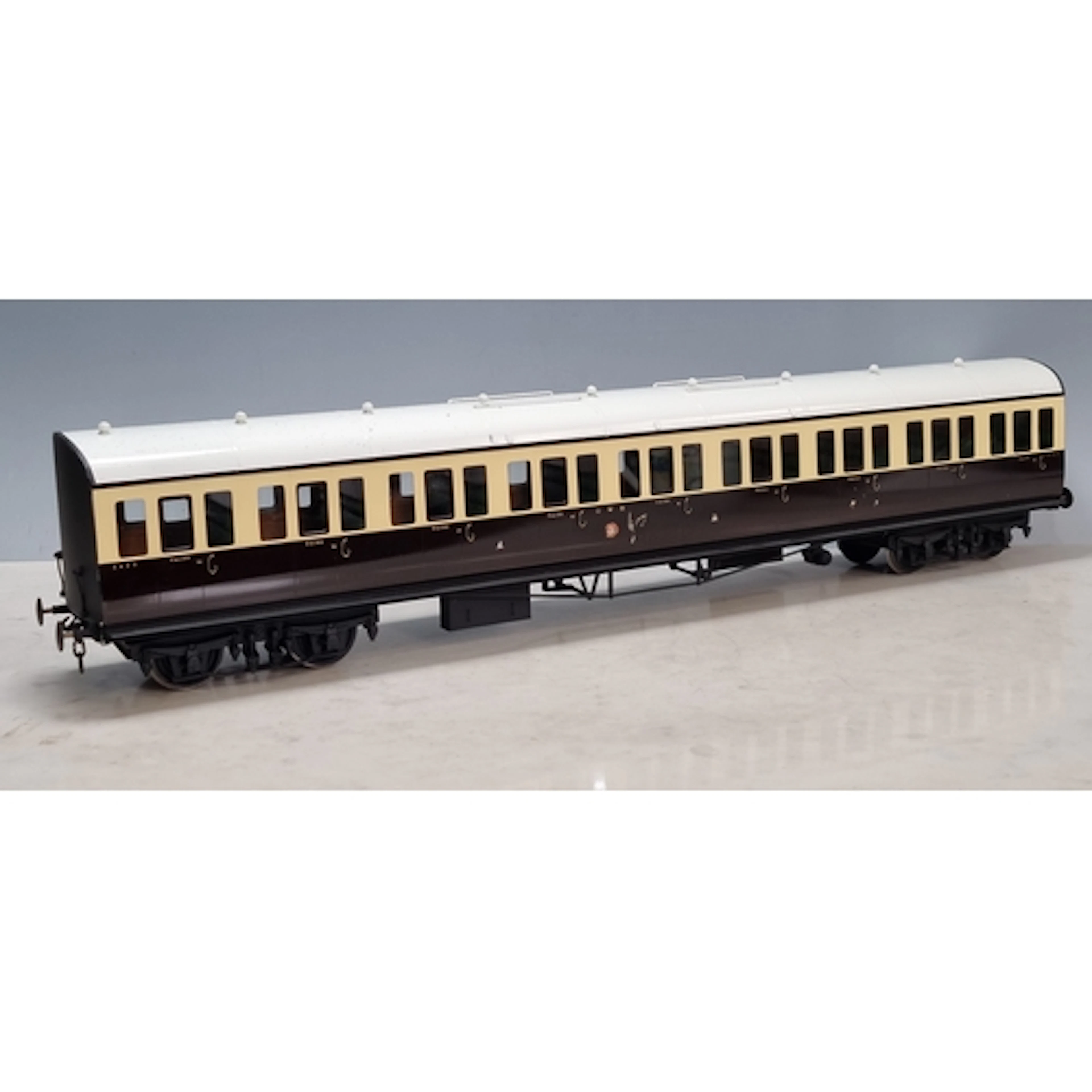 J.B.C. Models Gauge 1 GWR 3rd Class eight wheel Suburban Coa...