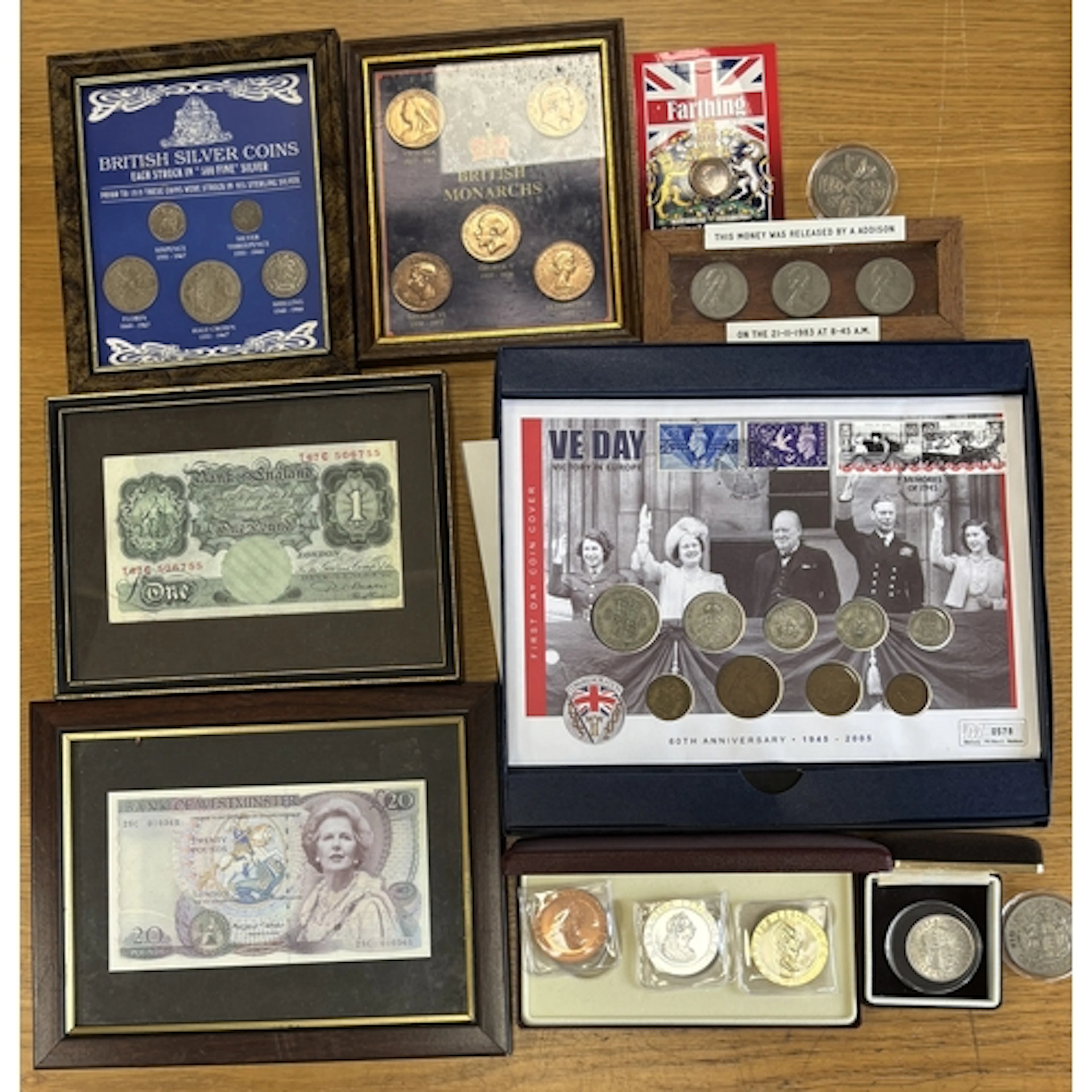 Collection of commemorative issues and banknotes, including ...