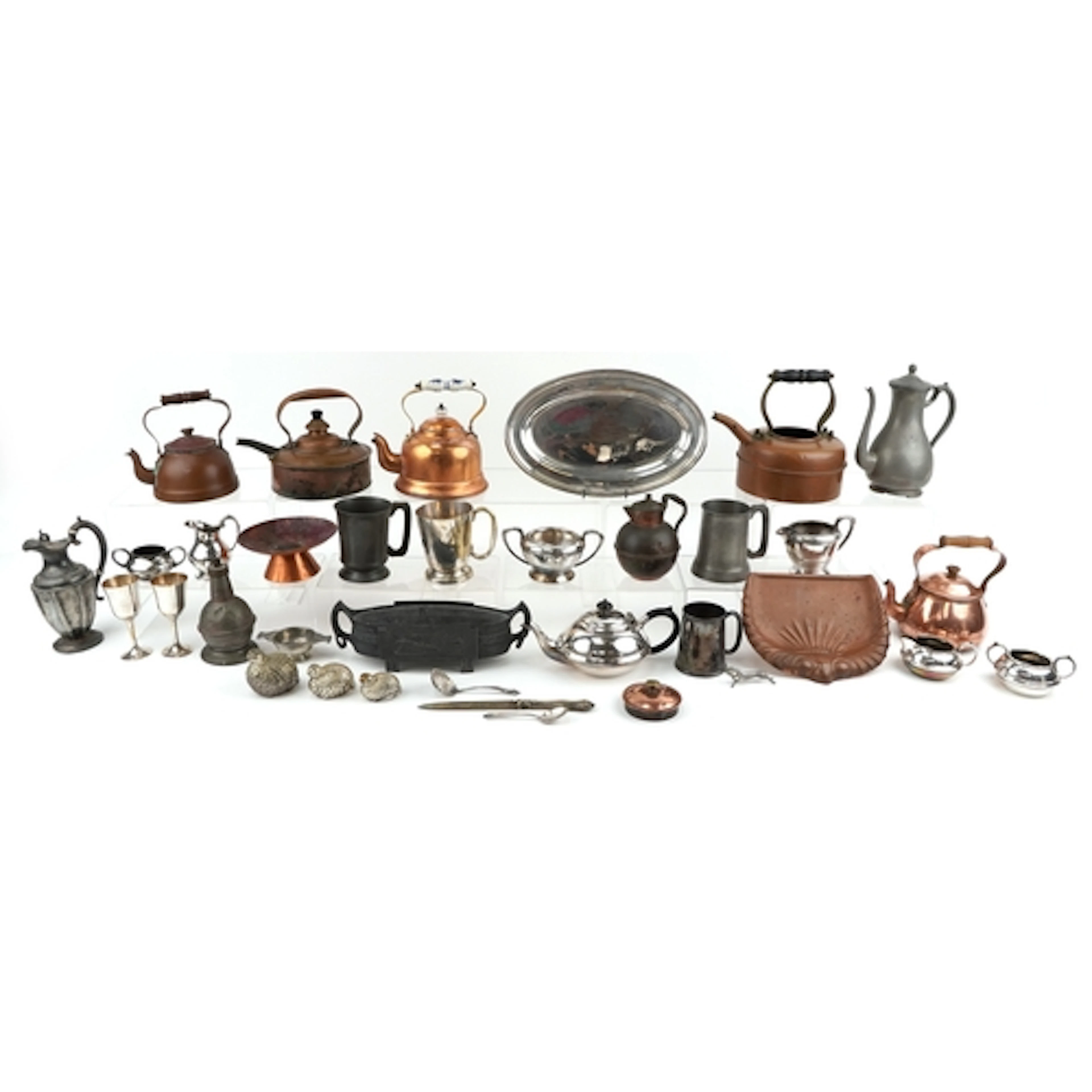 Antique and later metalware including a Harrods silver plate...