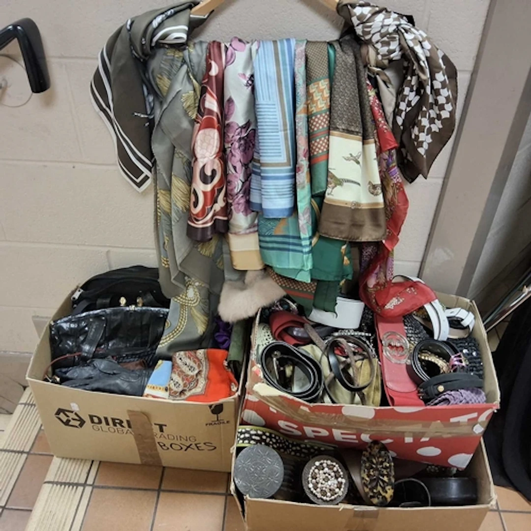 THREE BOXES OF VINTAGE ACCESSORIES AND HANDBAGS, to include ...