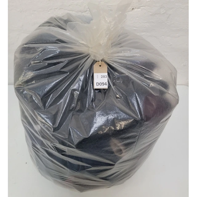 ONE BAG OF SUIT JACKETS AND SUIT TROUSERS INC. JACAMO