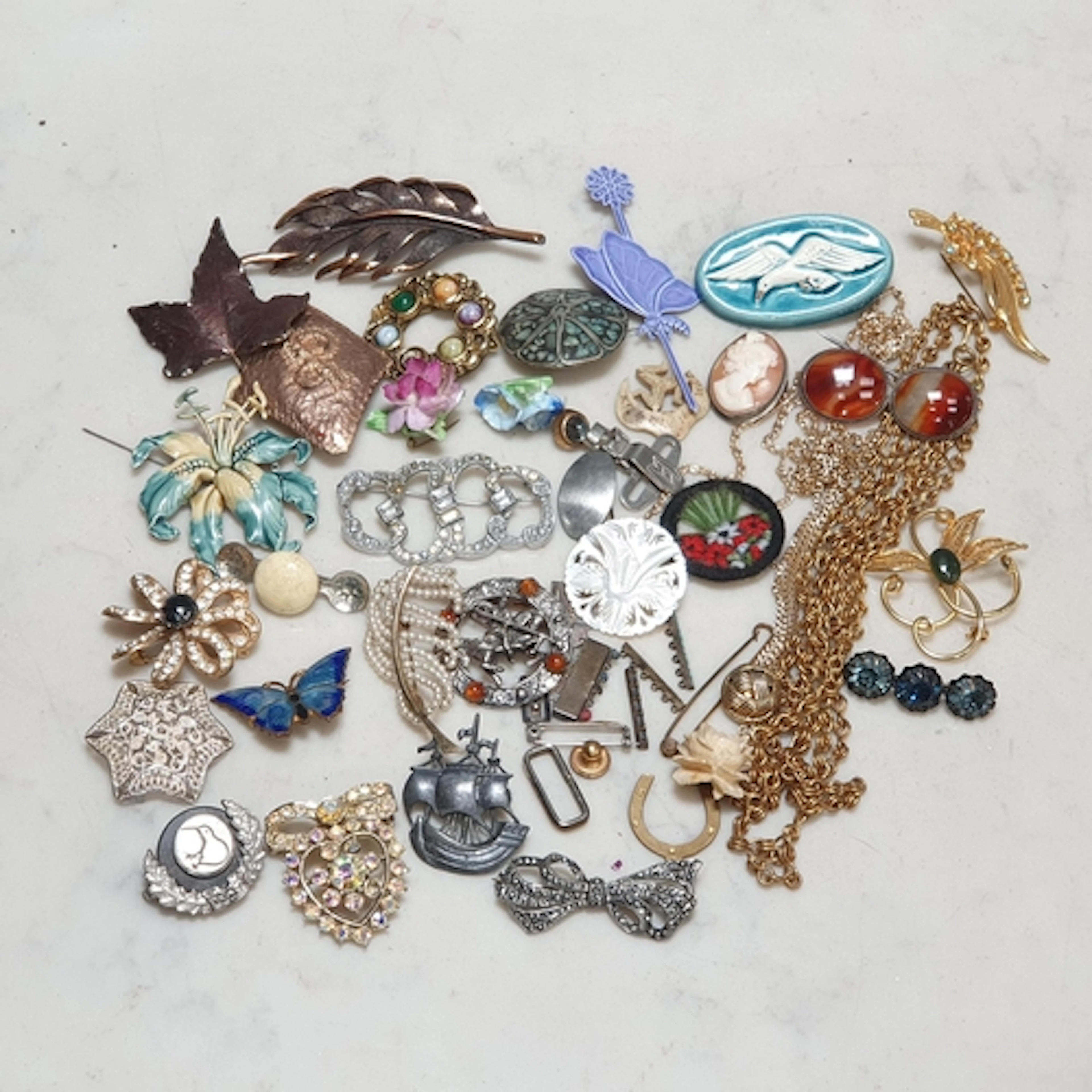 A collection of vintage Costume Jewellery