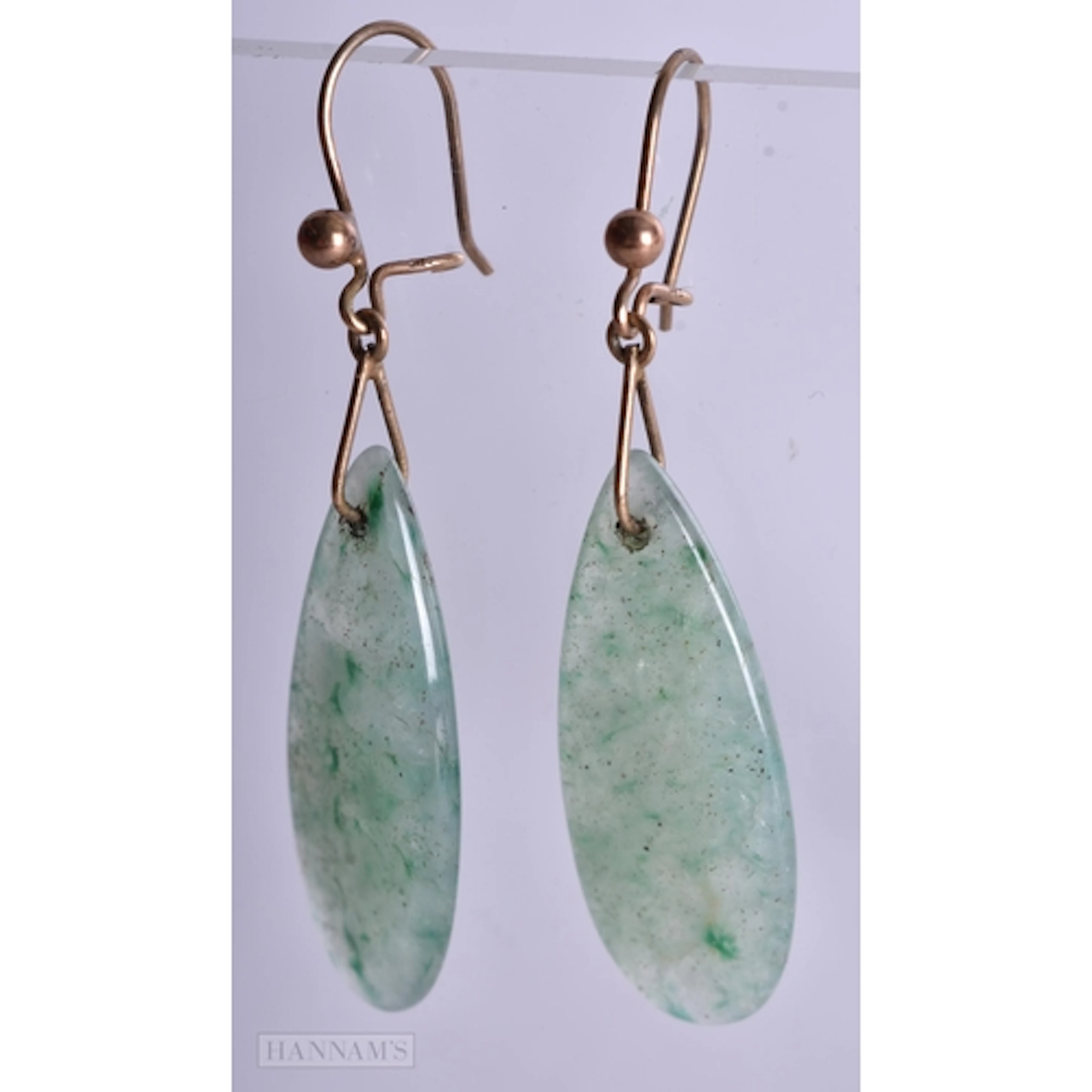 9ct gold aventurine drop earrings (4.4g). 5 cm x 1.25 cm.