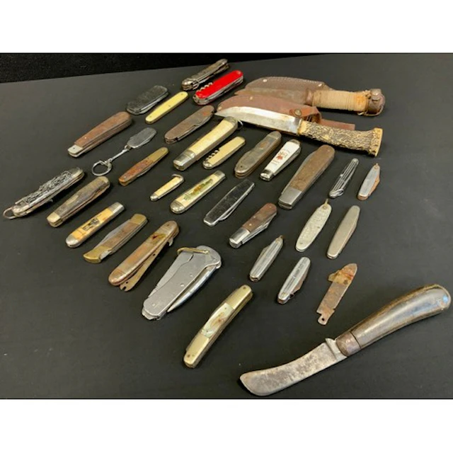 A quantity of various penknives, pocket knives, to include R...