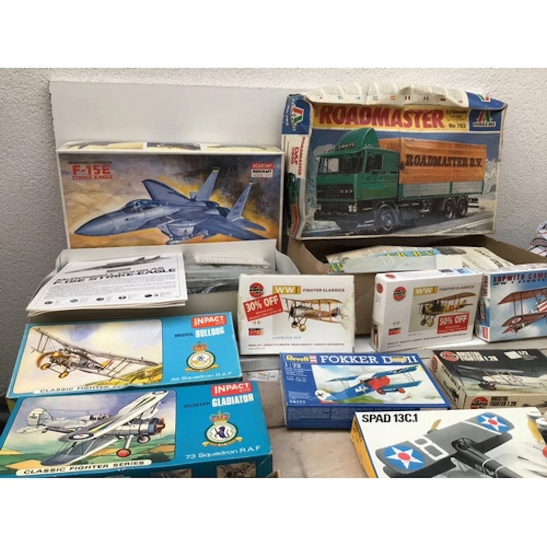 A collection of boxed model kits by Revell, Inpact, Airfix e...