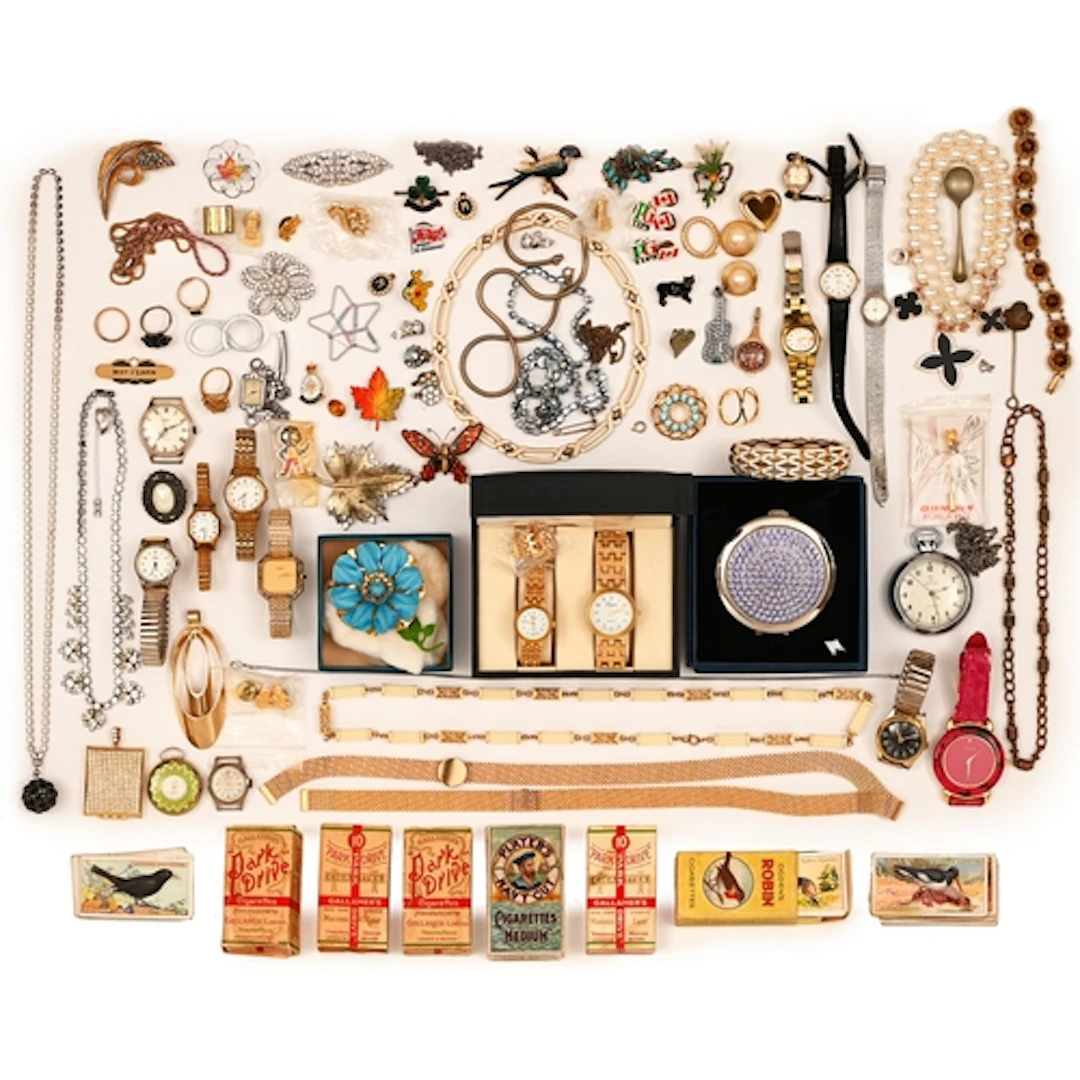 Miscellaneous vintage and modern costume jewellery, wristwat...