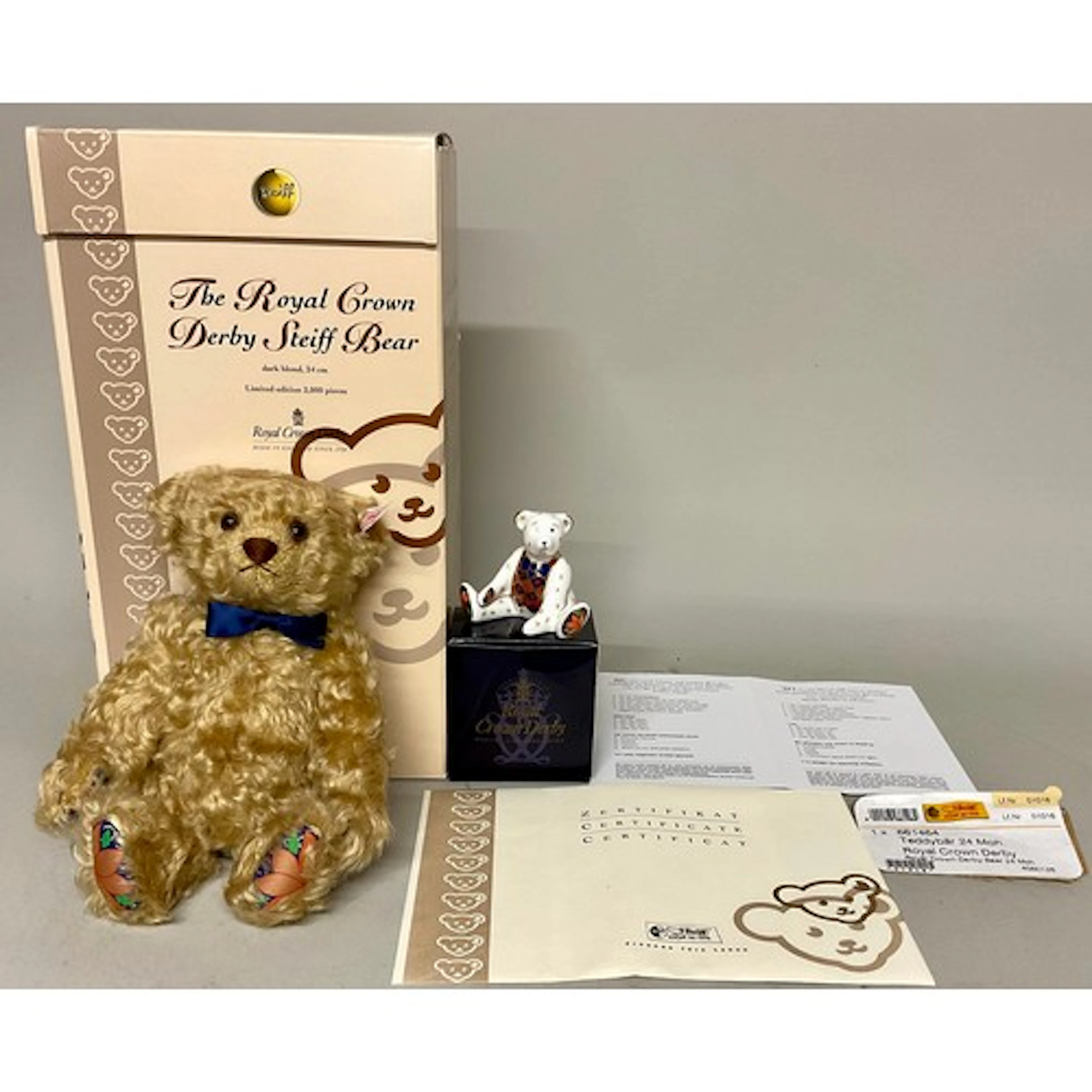 Steiff (Germany) EAN 661464 The Royal Crown Derby Steiff ted...