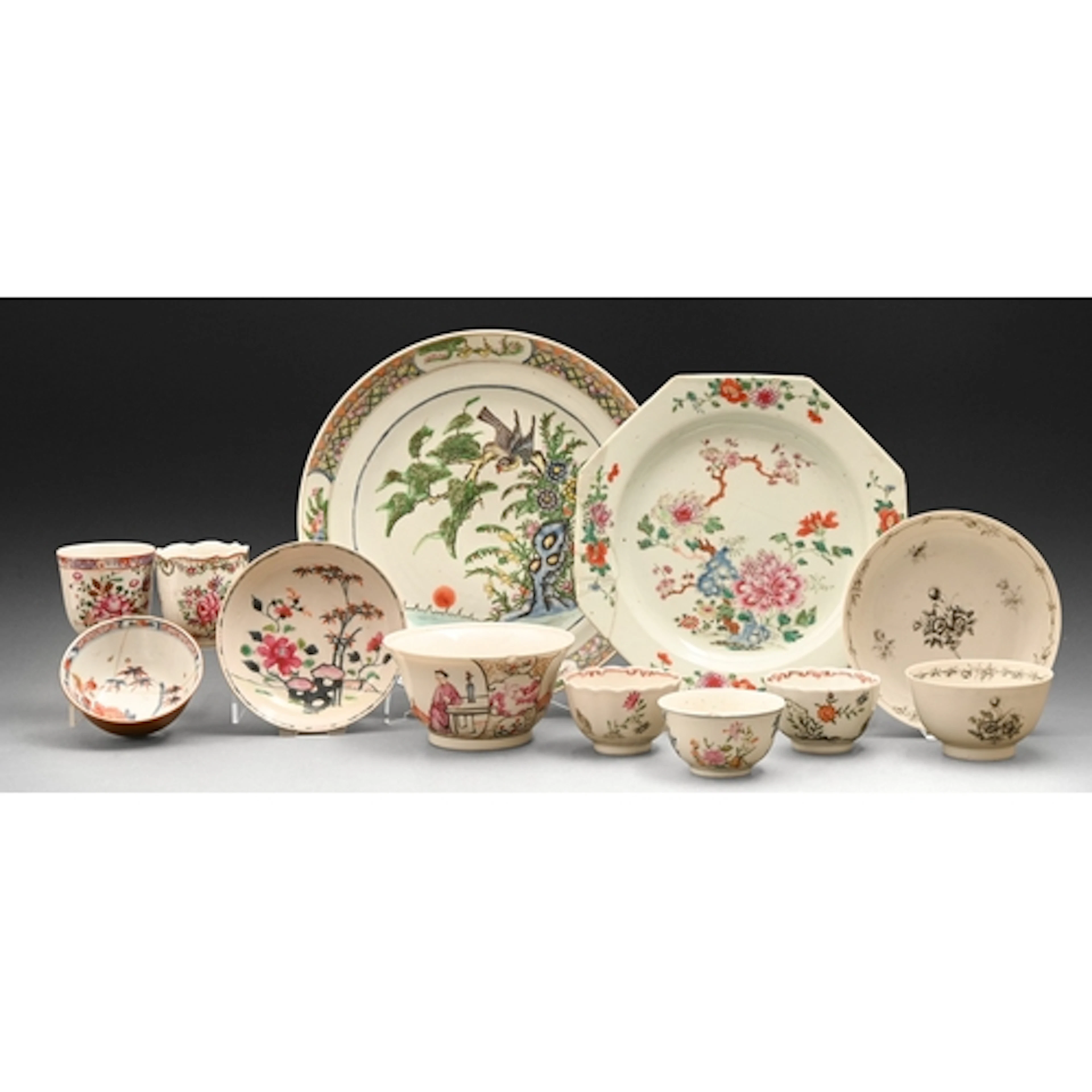 A Chinese famille verte plate, late 19th c, enamelled with a...