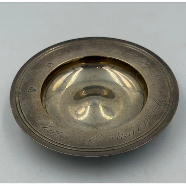 Small silver pin dish, approximate weight 46g, hallmarked fo...