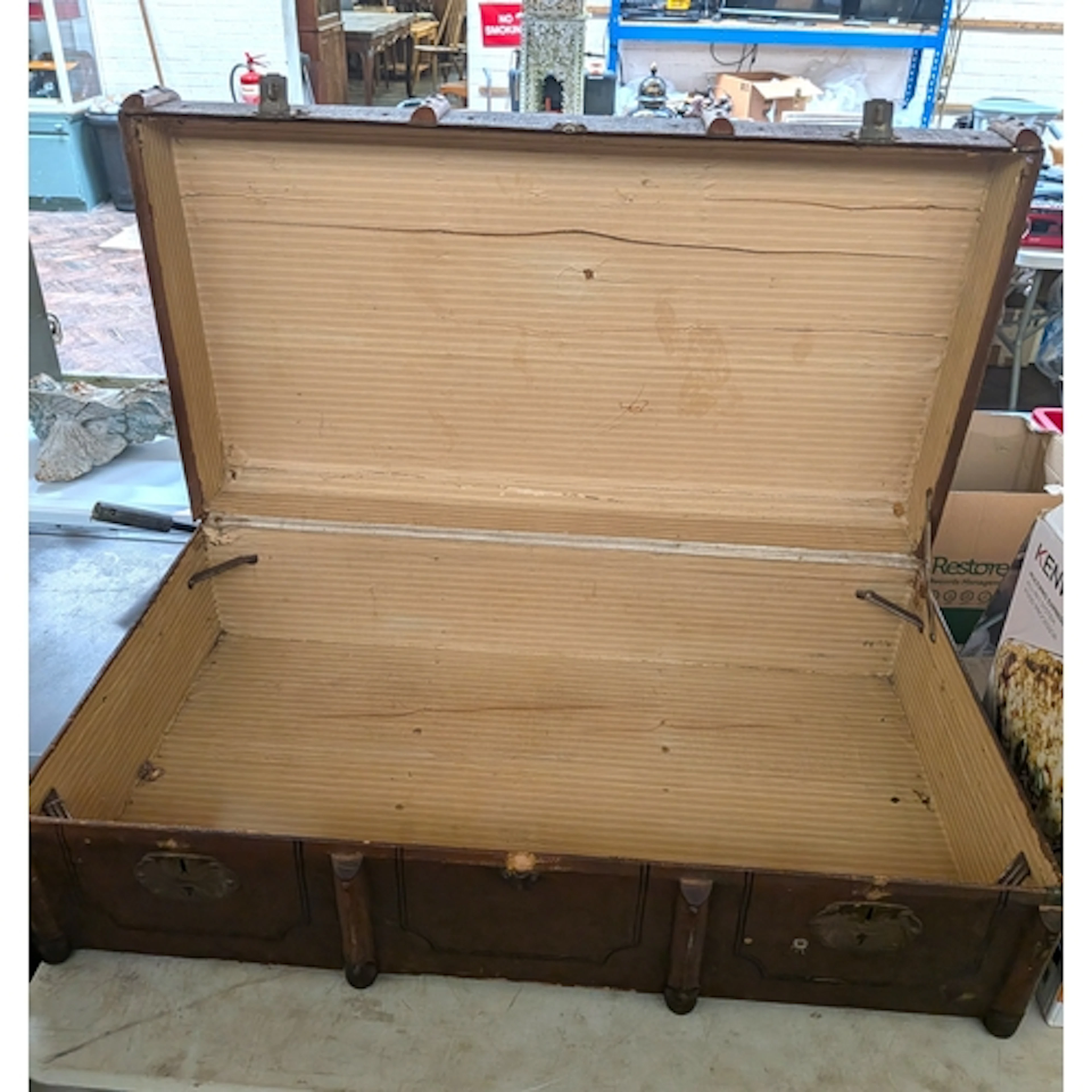 A vintage style suitcase or travelling trunk