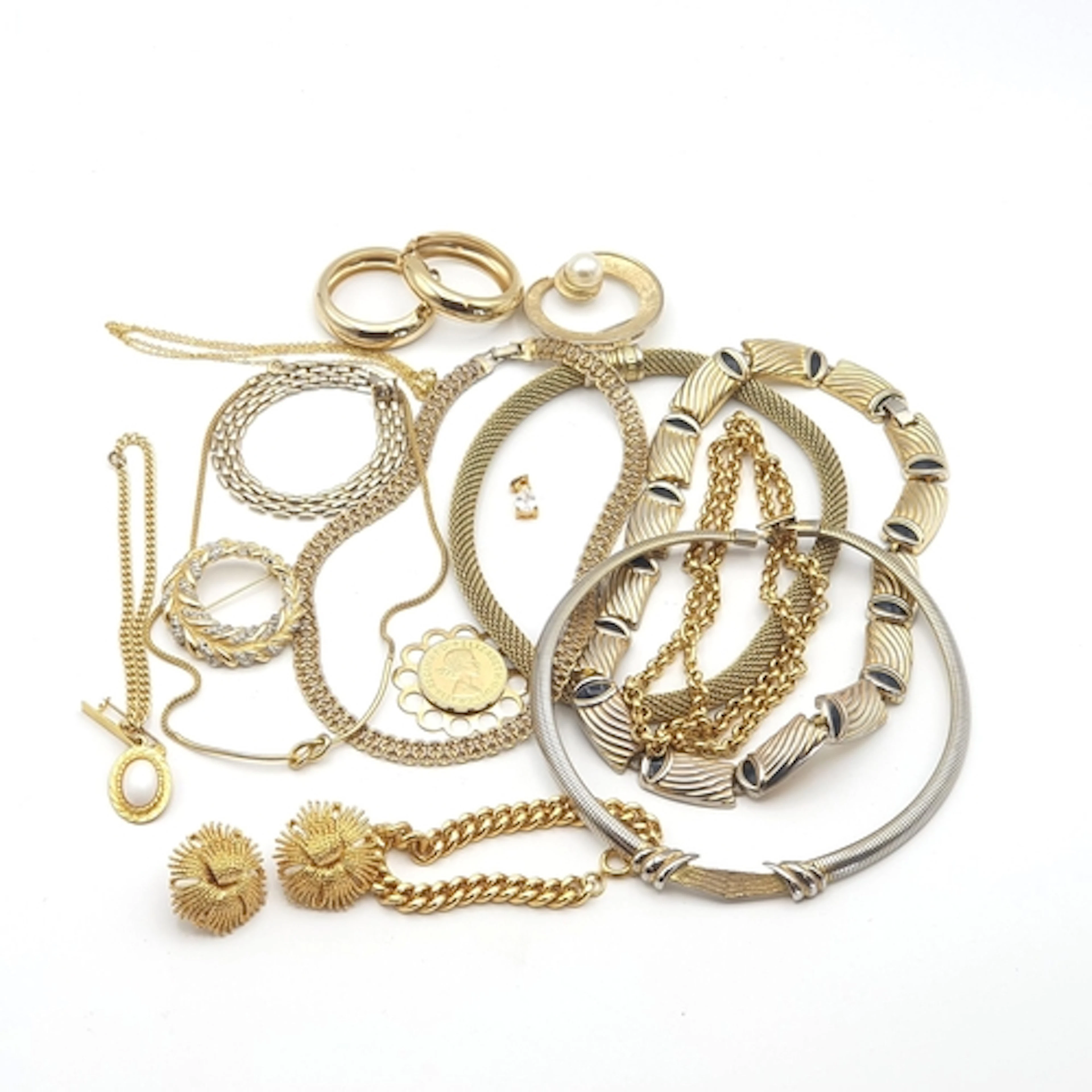 A collection of gold-tone/plated Jewellery to include Chains...