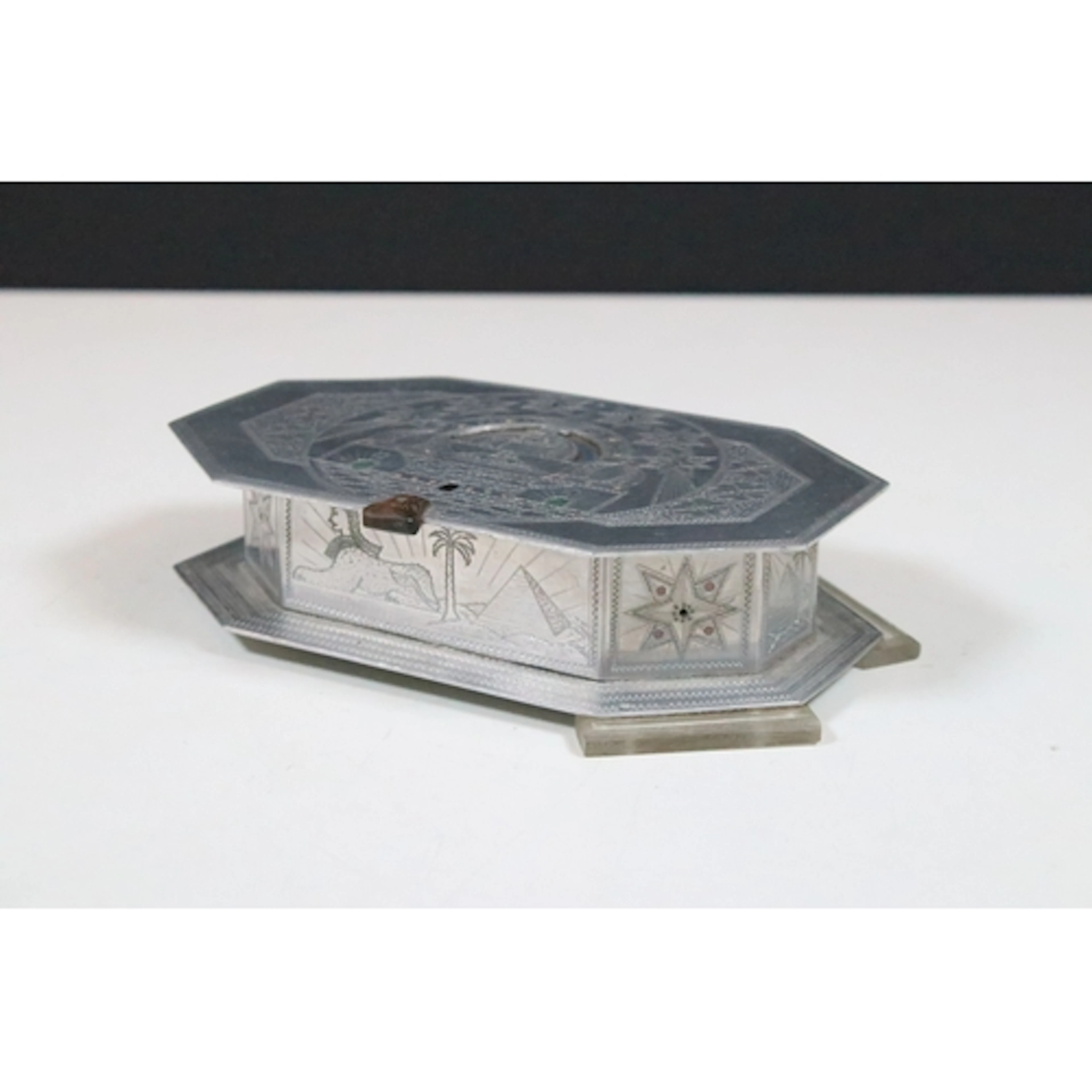 World War II Prisoner of War aluminium jewellery casket, the...