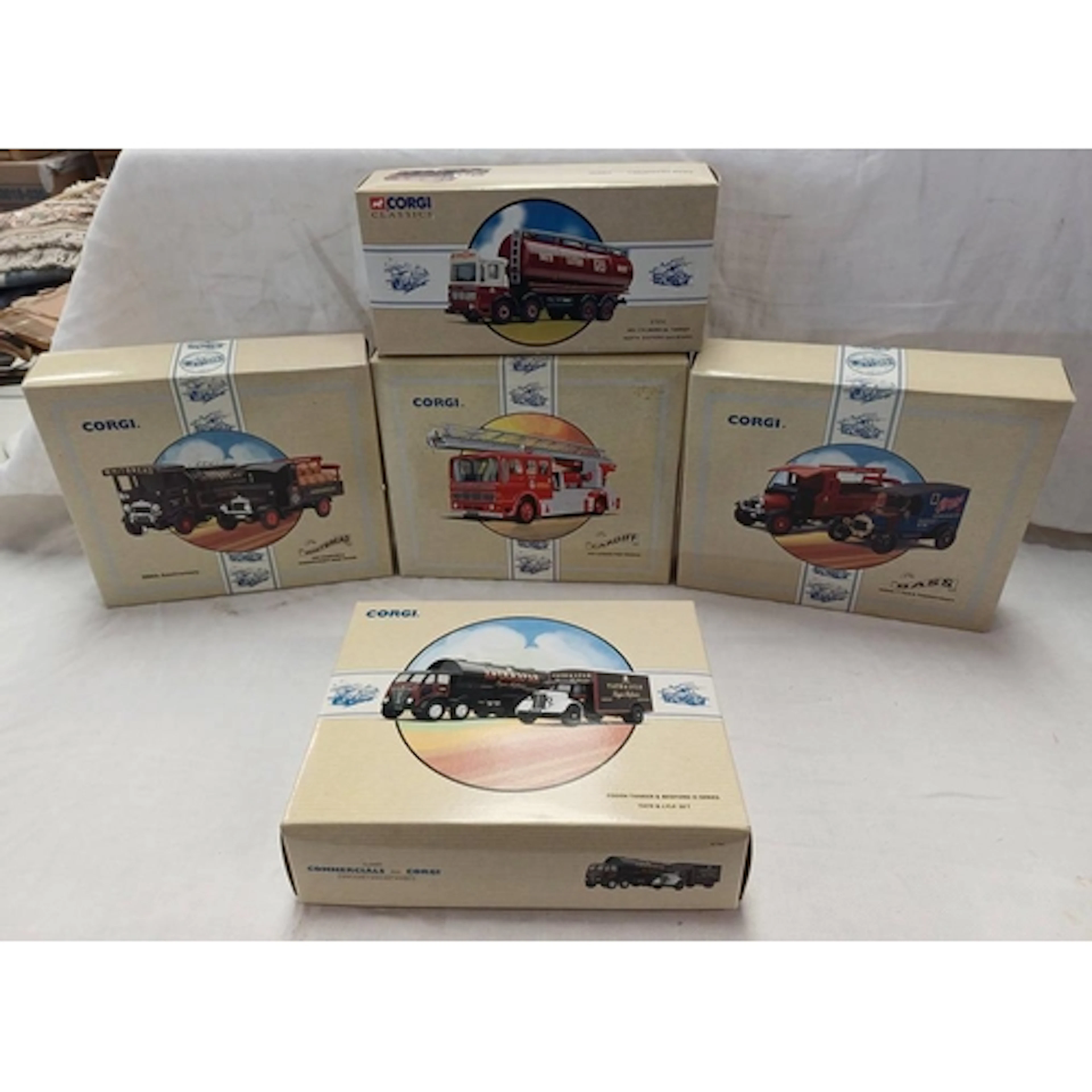 FIVE CORGI CLASSIC MODEL SETS INCLDUING 97932 - AEC CYLINDRI...