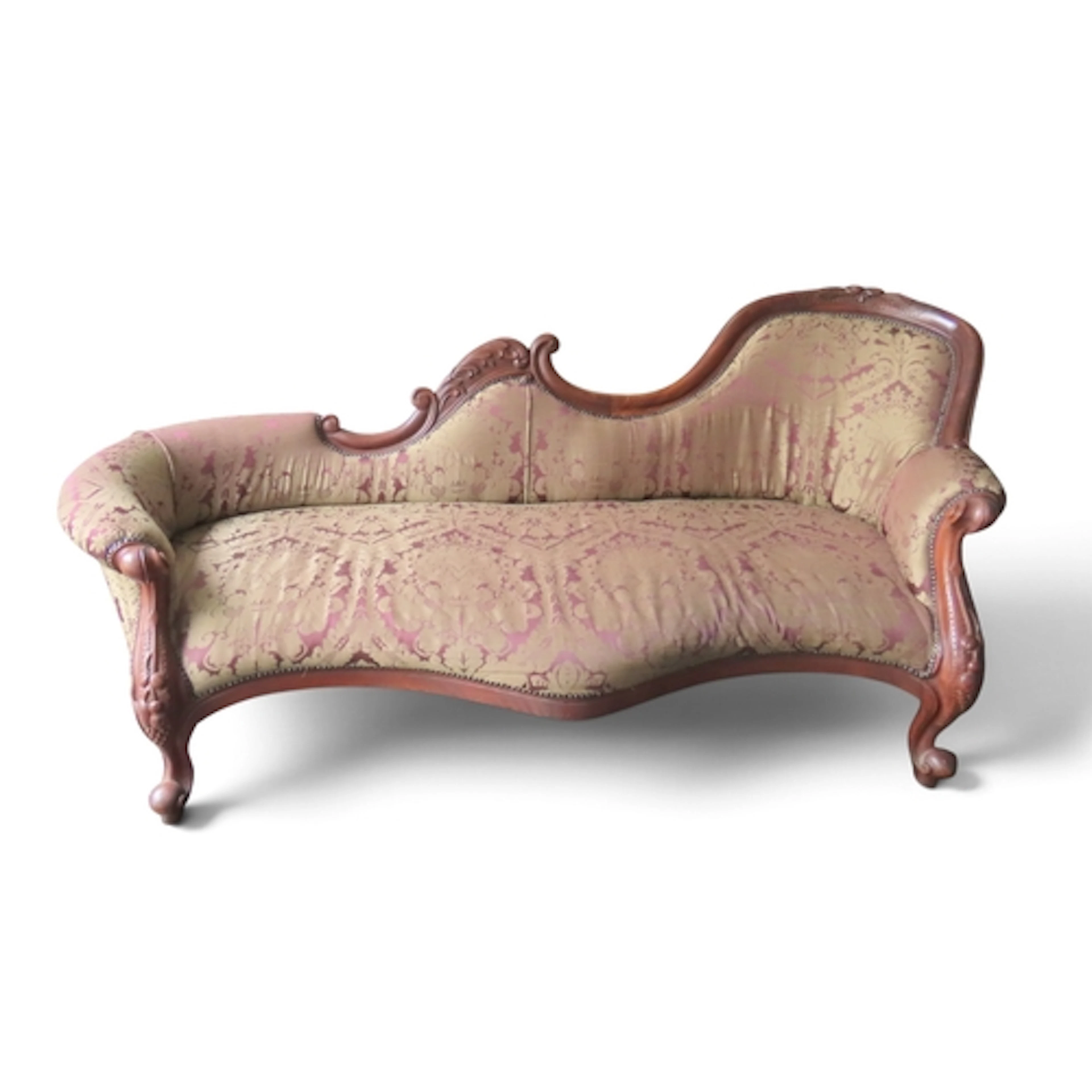 A VICTORIAN WALNUT FRAMED GILT DAMASK UPHOLSTERED CHAISE LON...