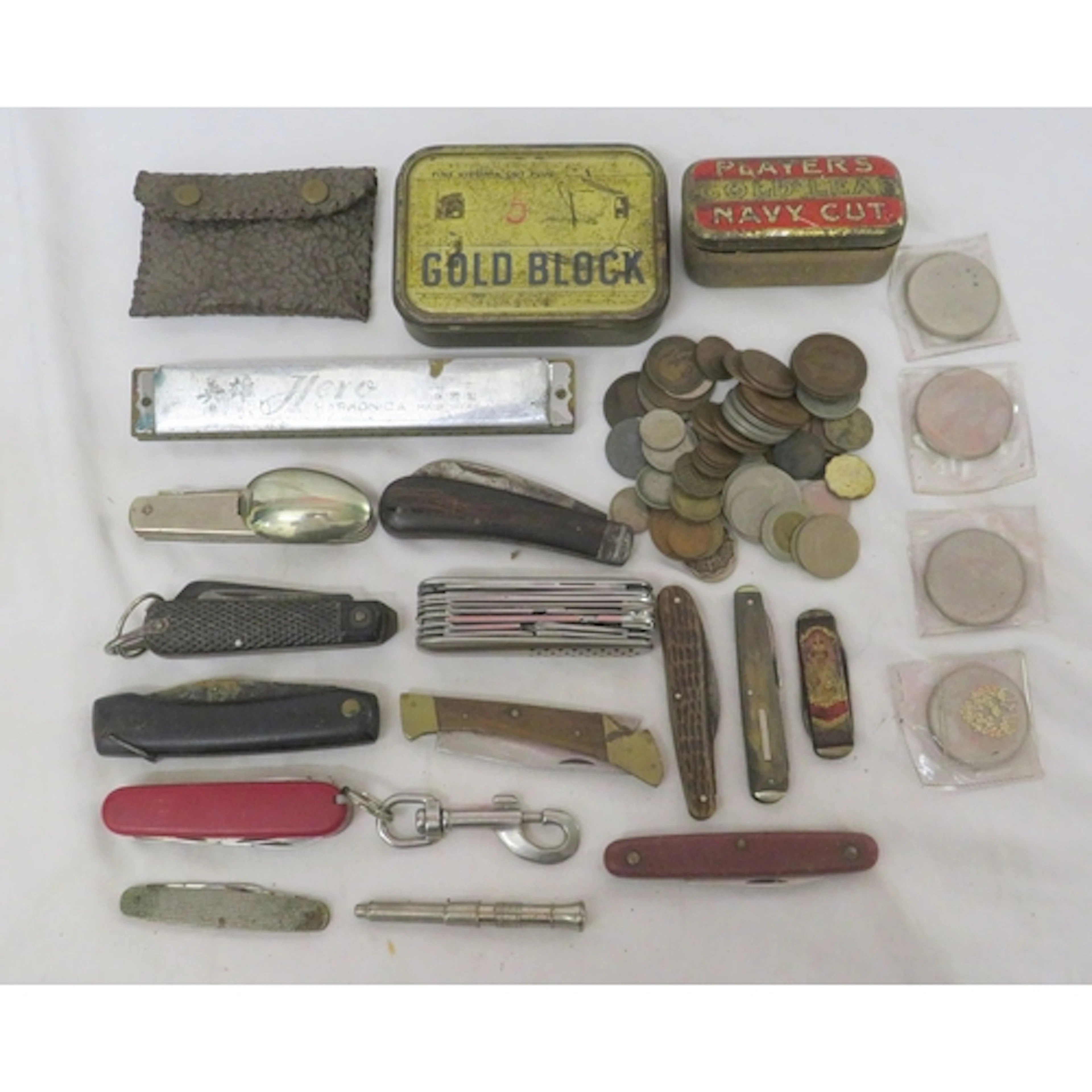 Vintage Penknives, folding fork, knife & spoon set, Queen El...